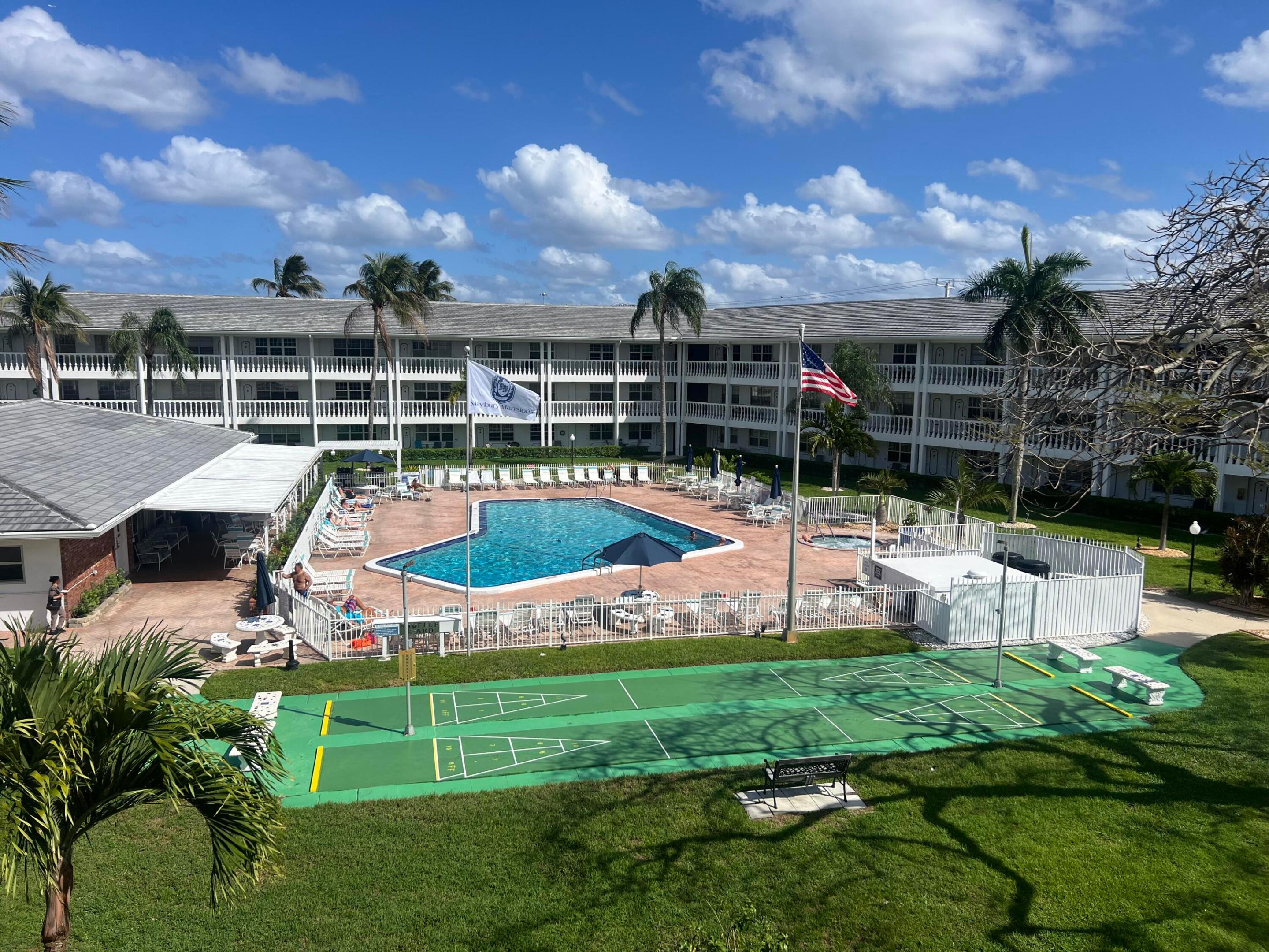 5208 NE 24th Terrace 124