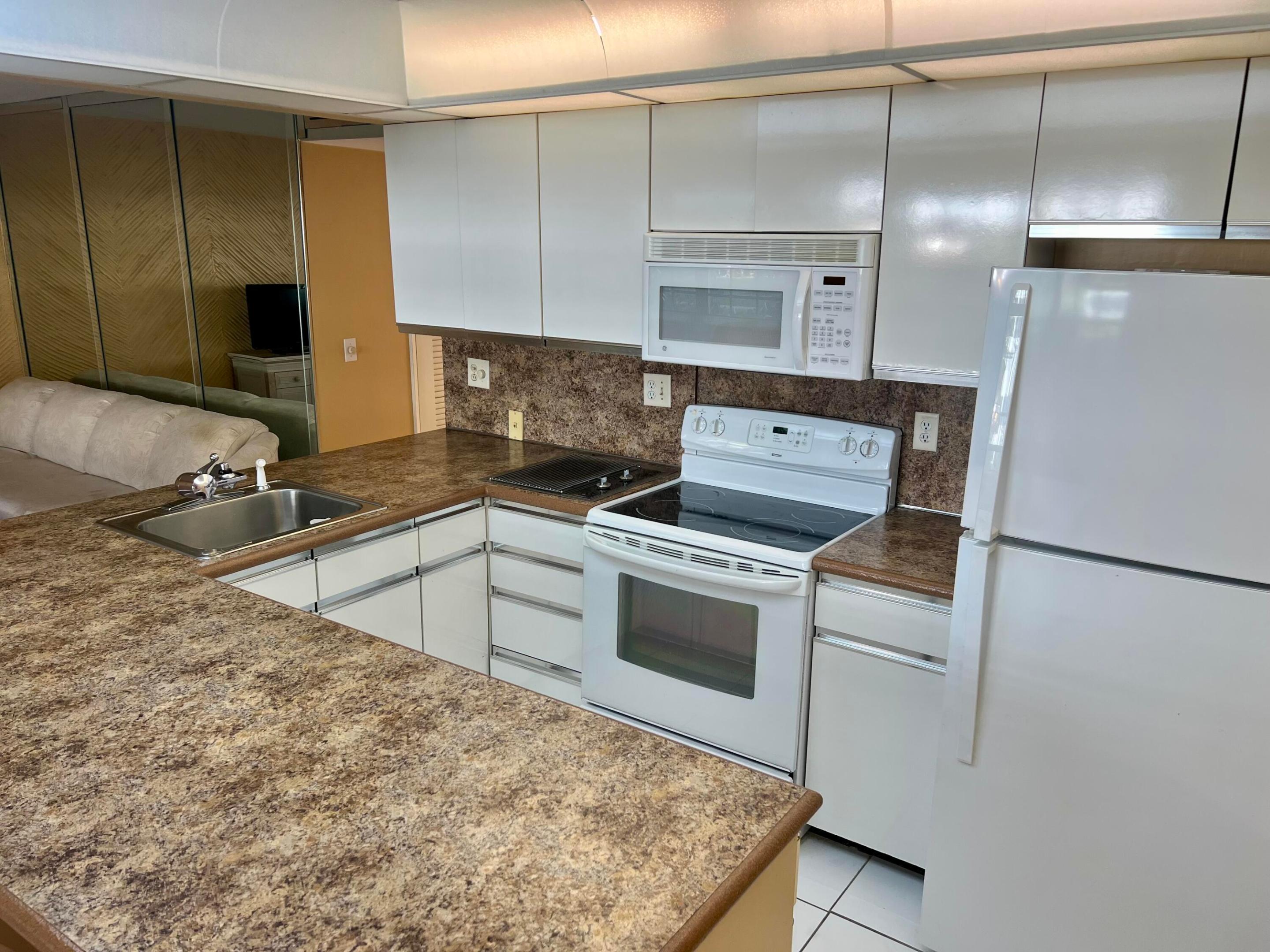 5208 NE 24th Terrace 124