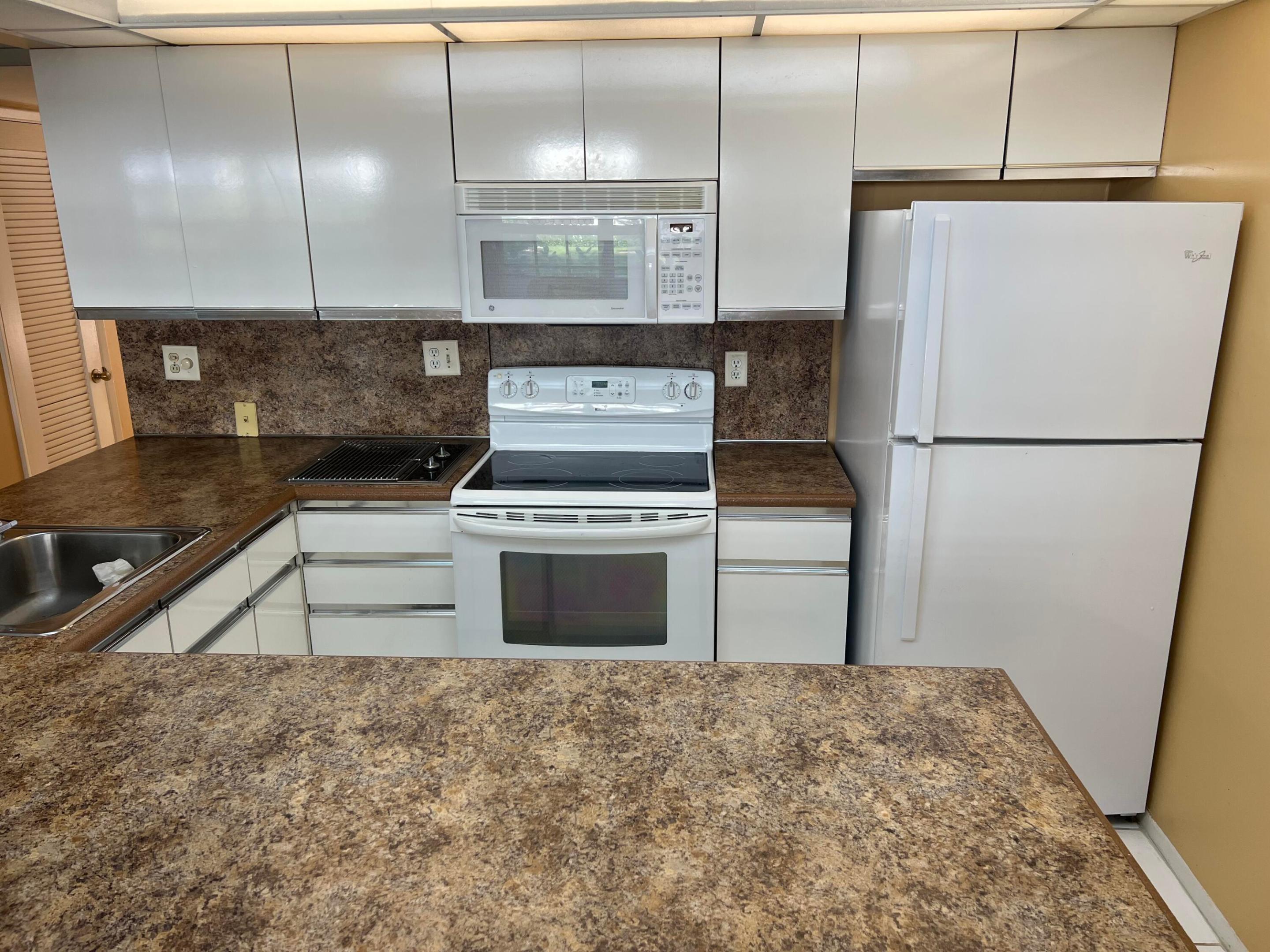 5208 NE 24th Terrace 124