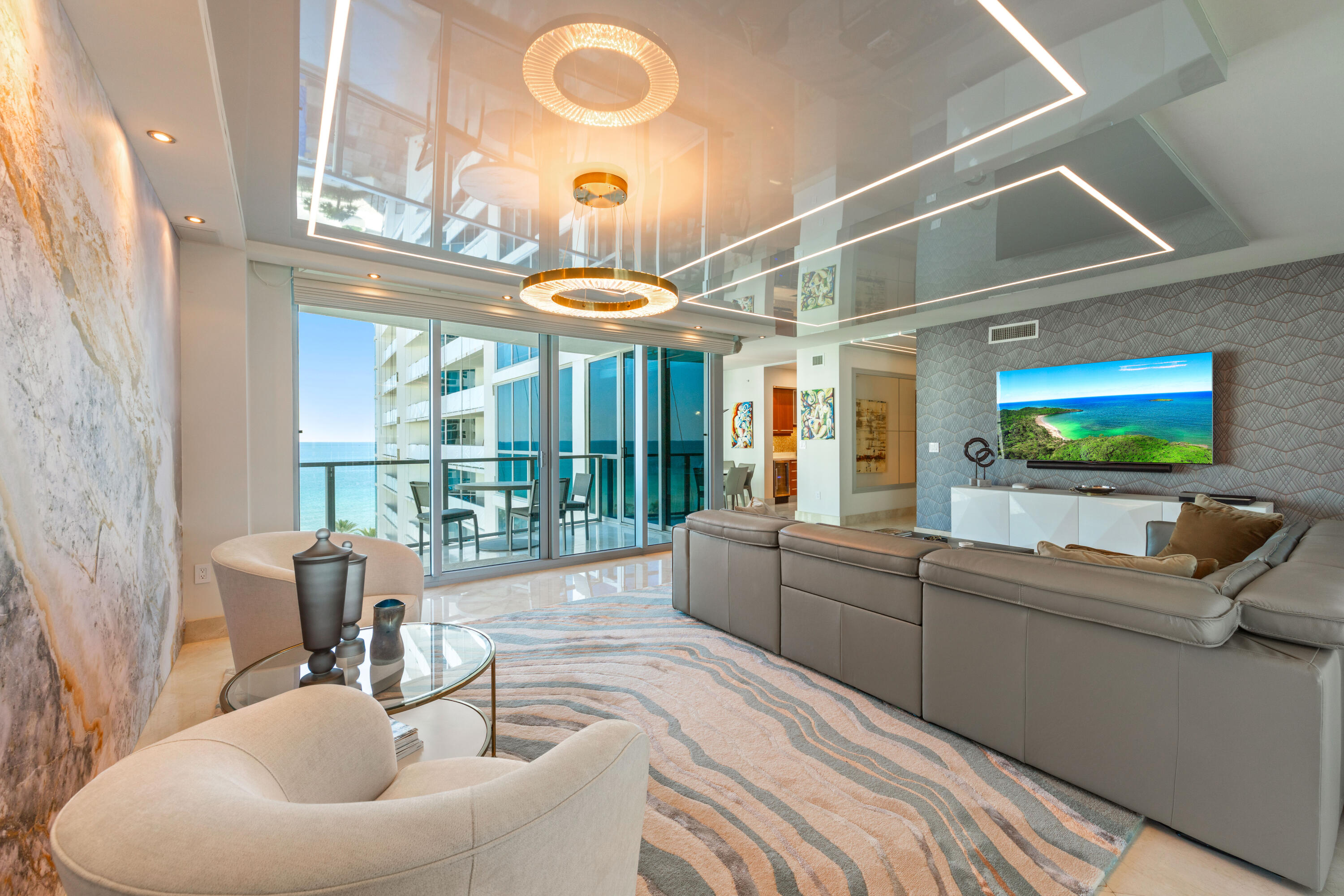 3101 S Ocean Drive 901