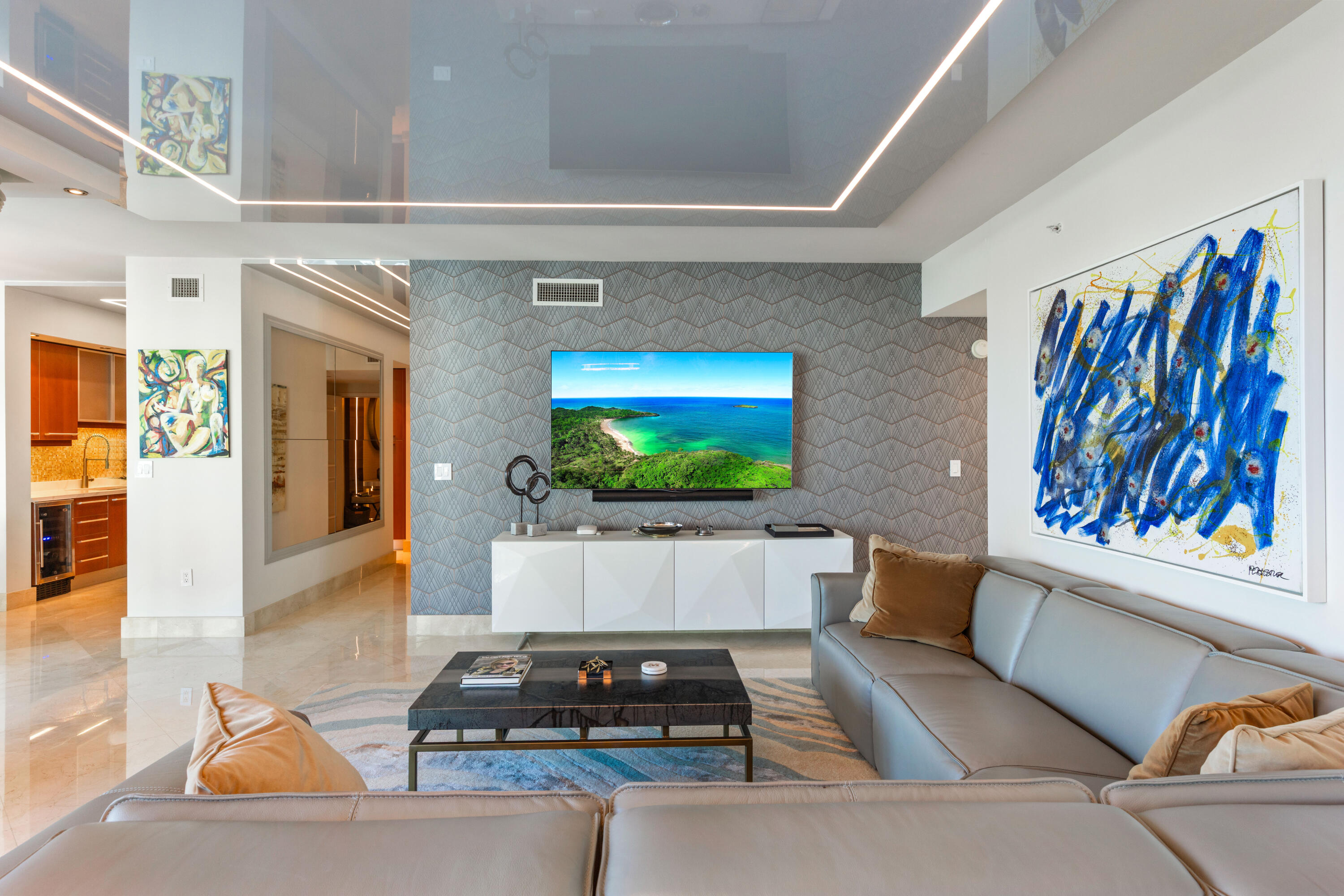 3101 S Ocean Drive 901