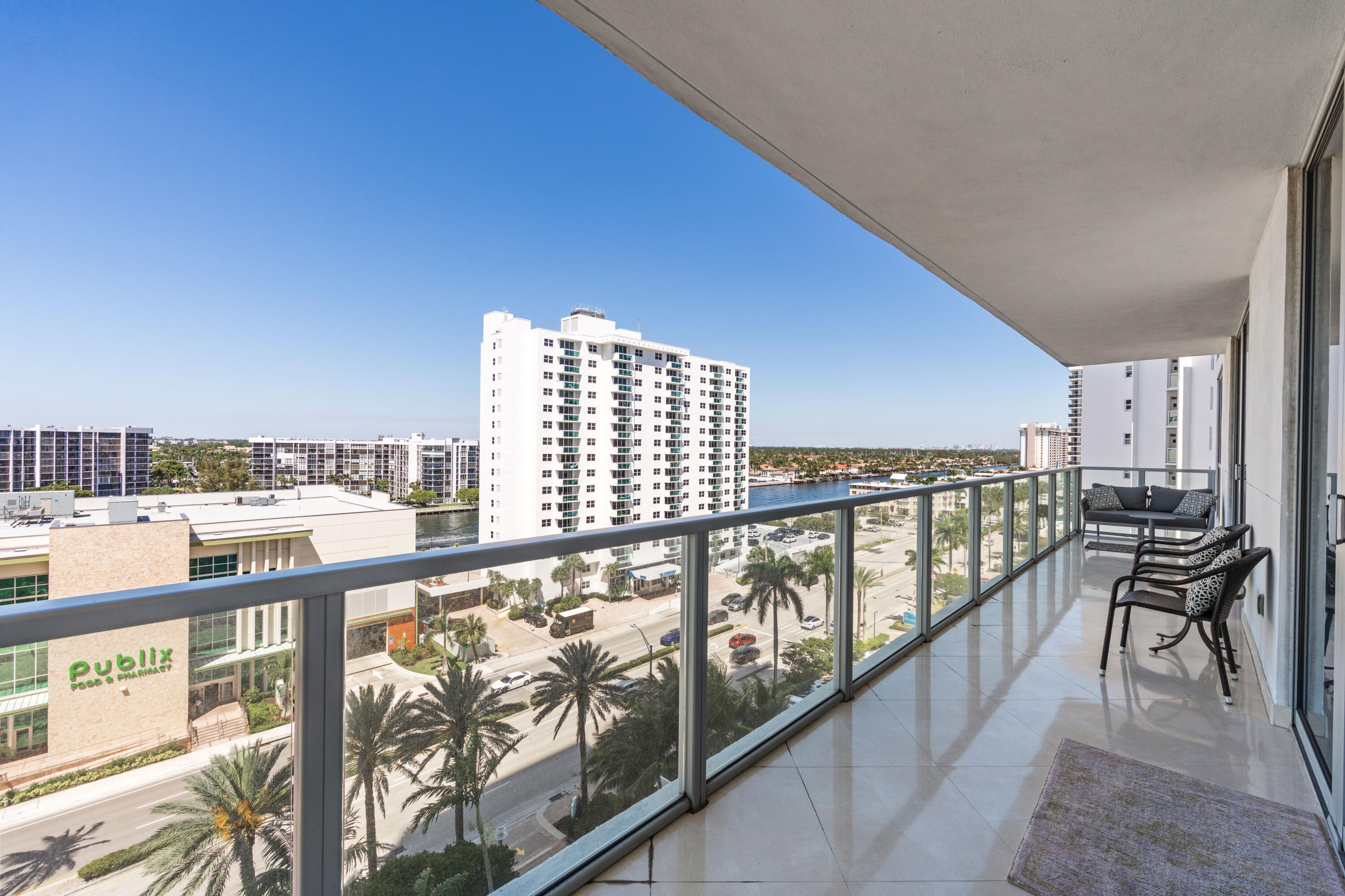 3101 S Ocean Drive 901