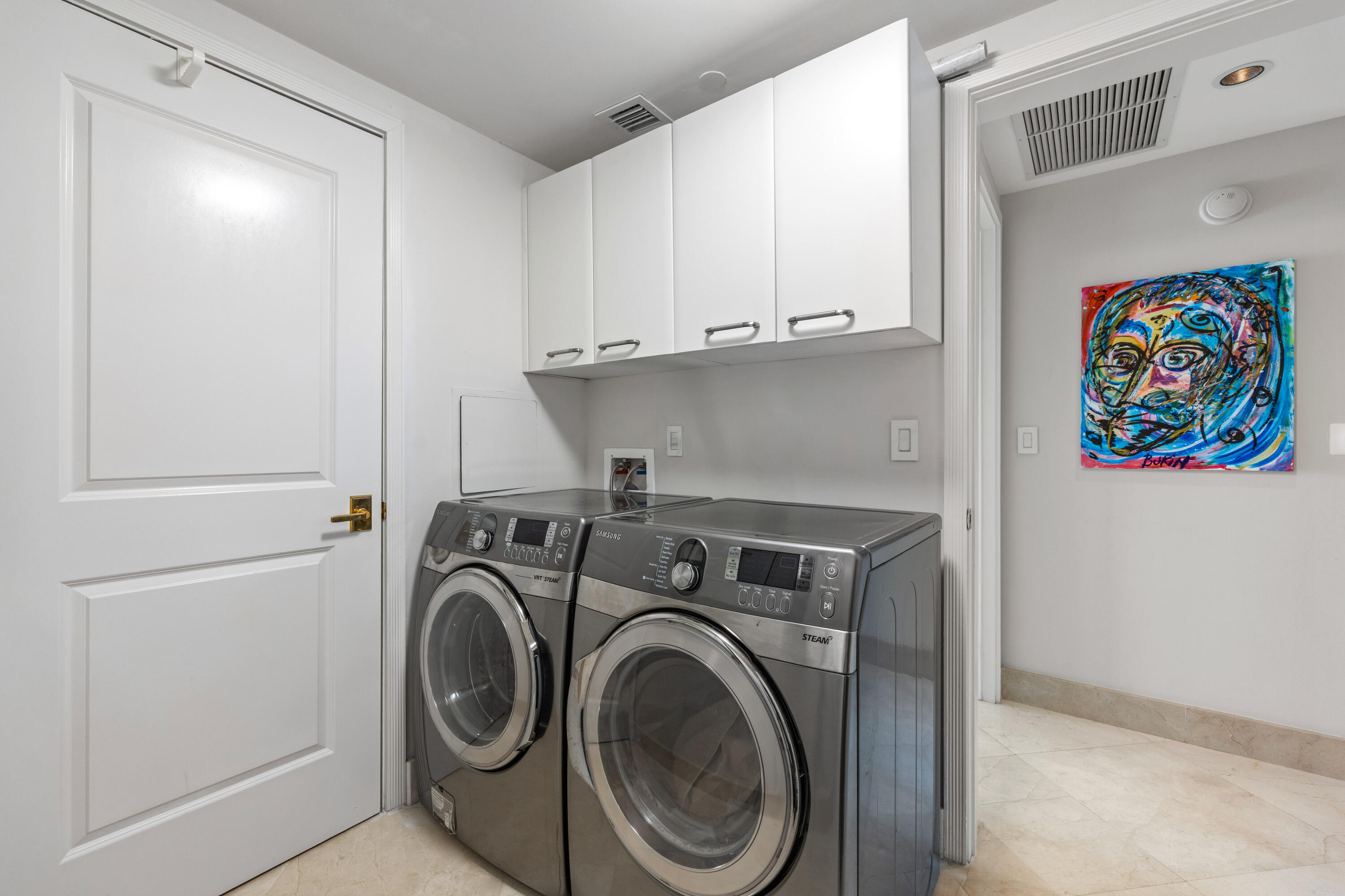 3101 S Ocean Drive 901