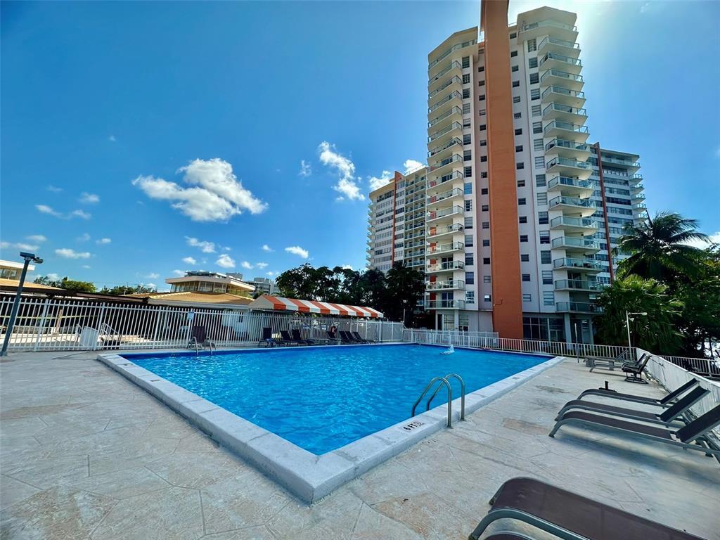 1301 NE Miami Gardens Drive Unit: 514w