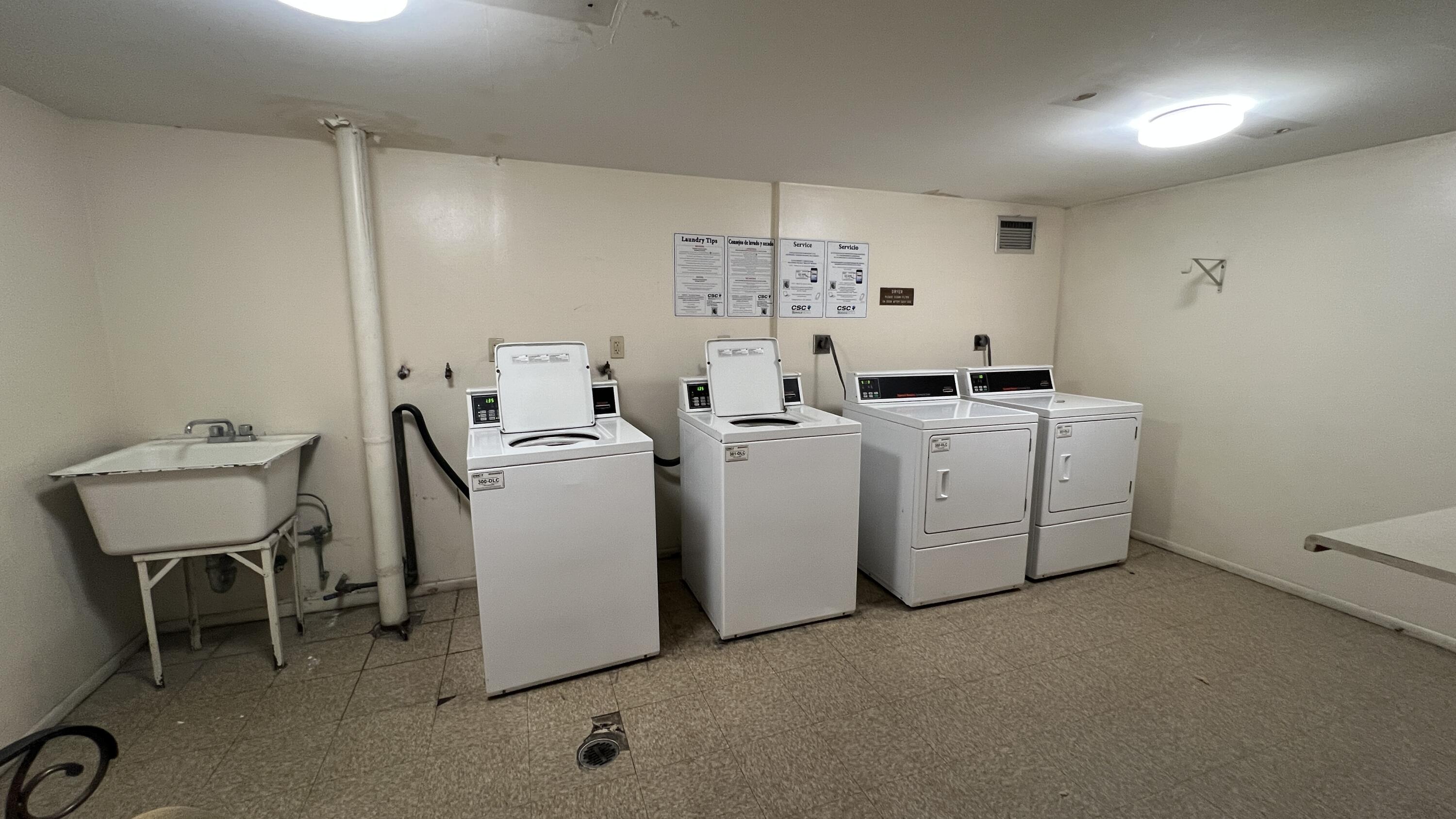 1301 NE Miami Gardens Drive Unit: 514w