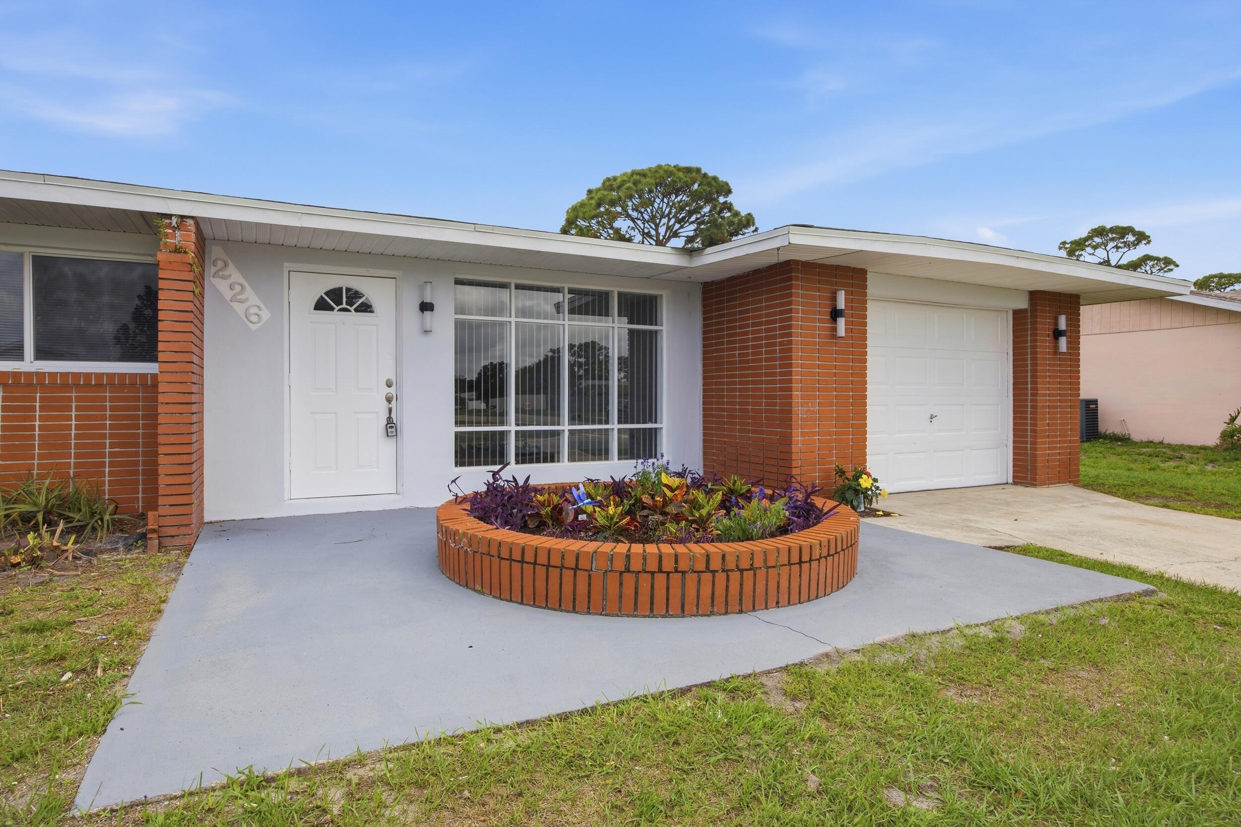 226 SW Reynolds Avenue, Port St. Lucie