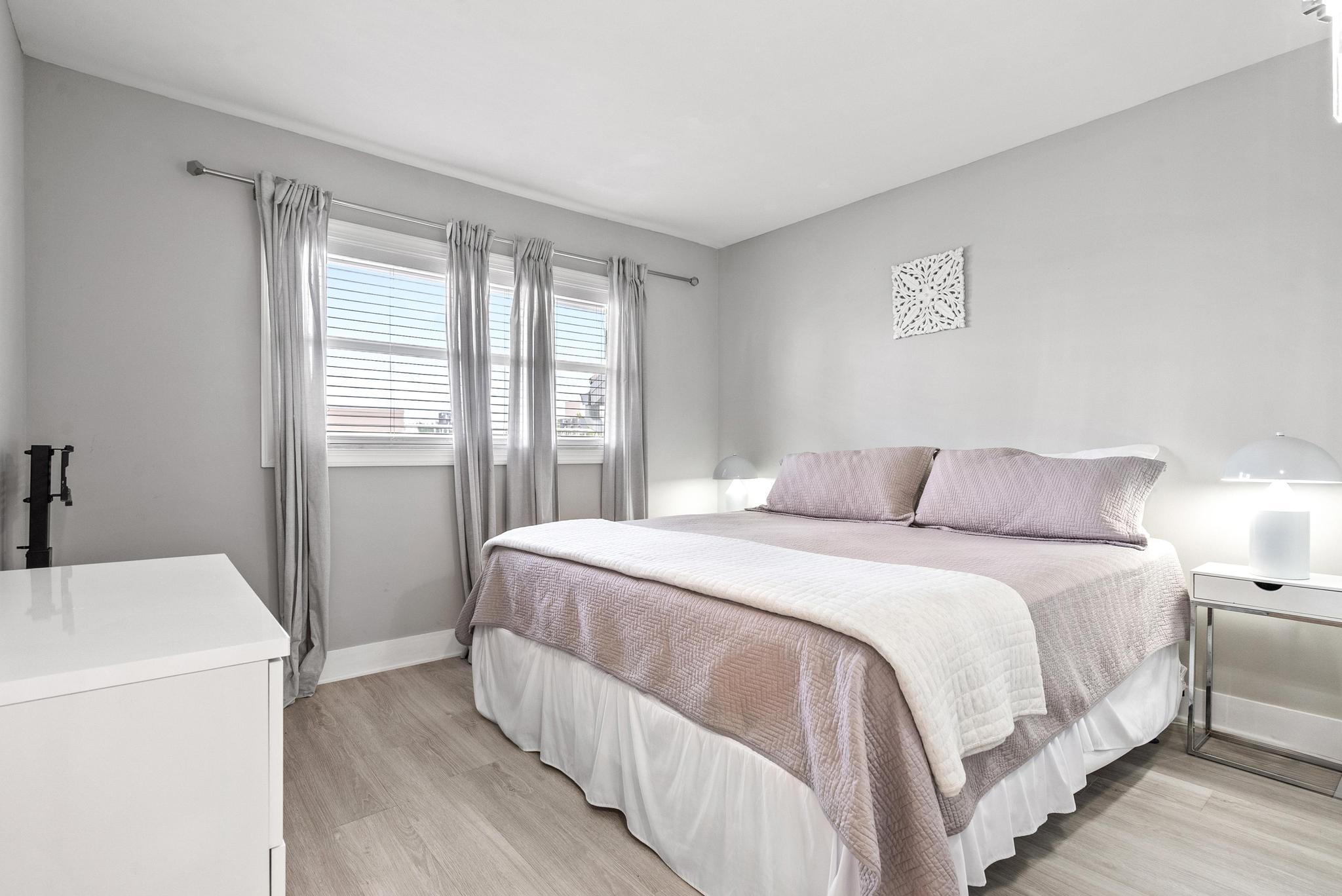 1461 S Ocean Boulevard 304, Lauderdale-By-The-Sea Unit: 304