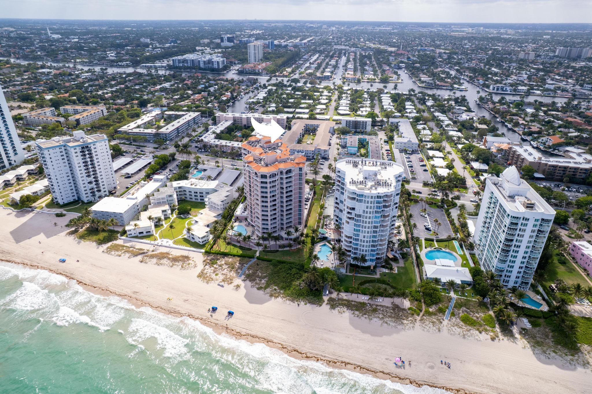 1461 S Ocean Boulevard 304, Lauderdale-By-The-Sea Unit: 304