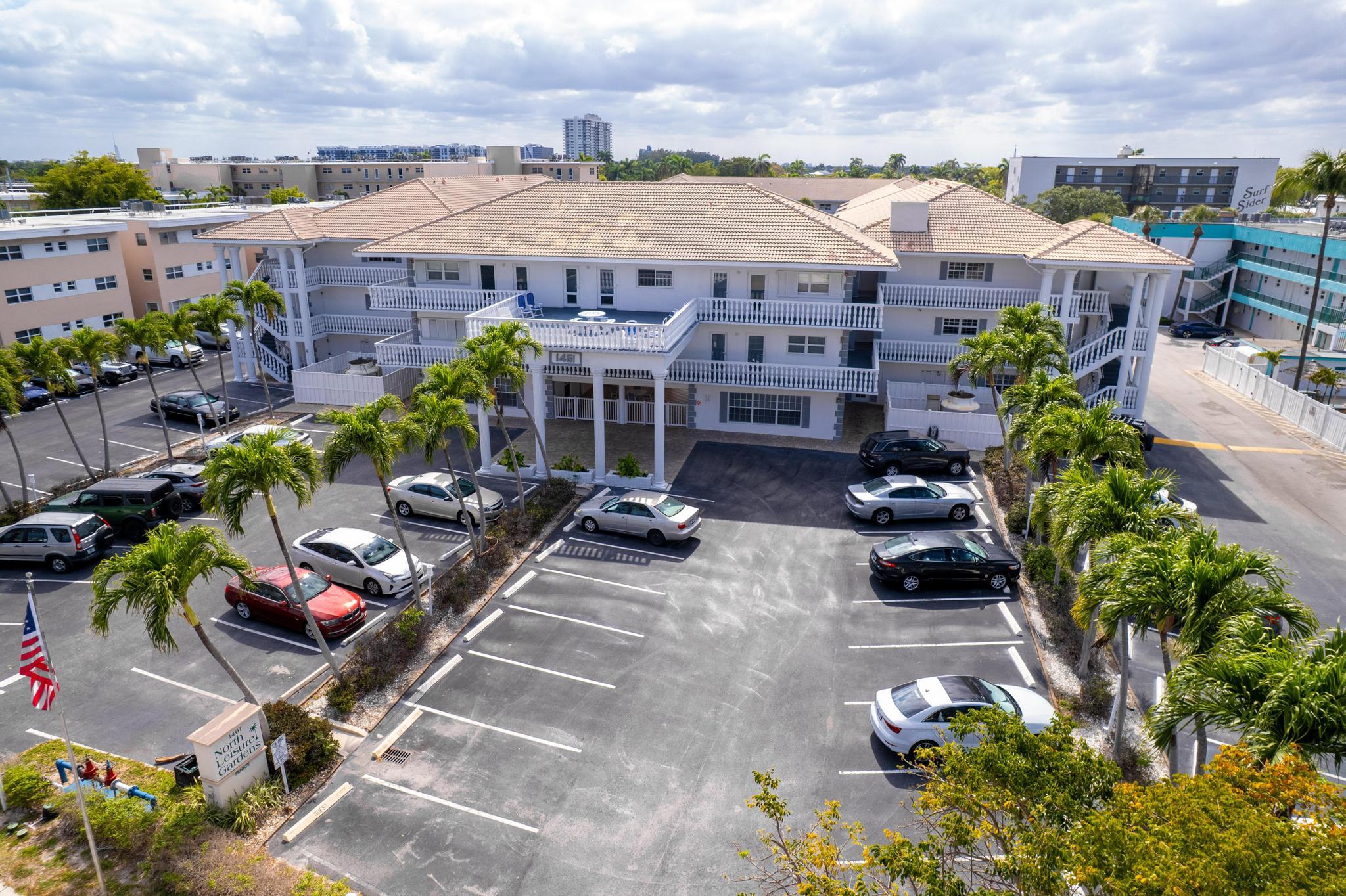 1461 S Ocean Boulevard 304, Lauderdale-By-The-Sea Unit: 304
