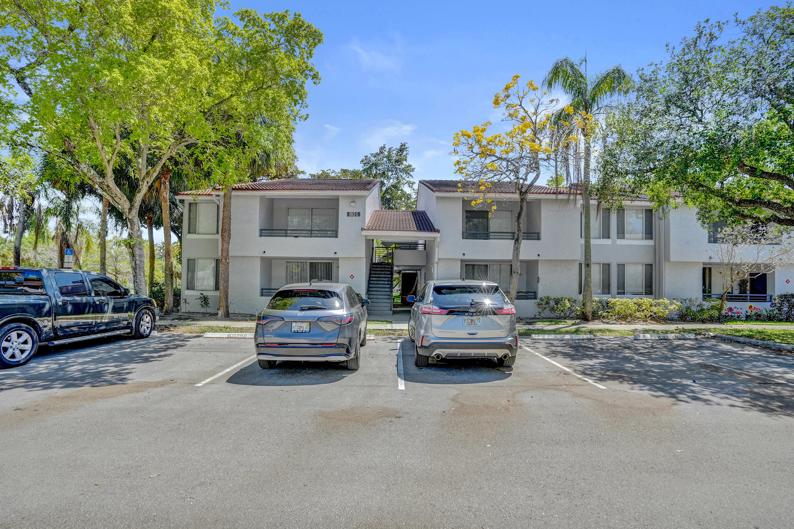 801 Lyons Road 19103