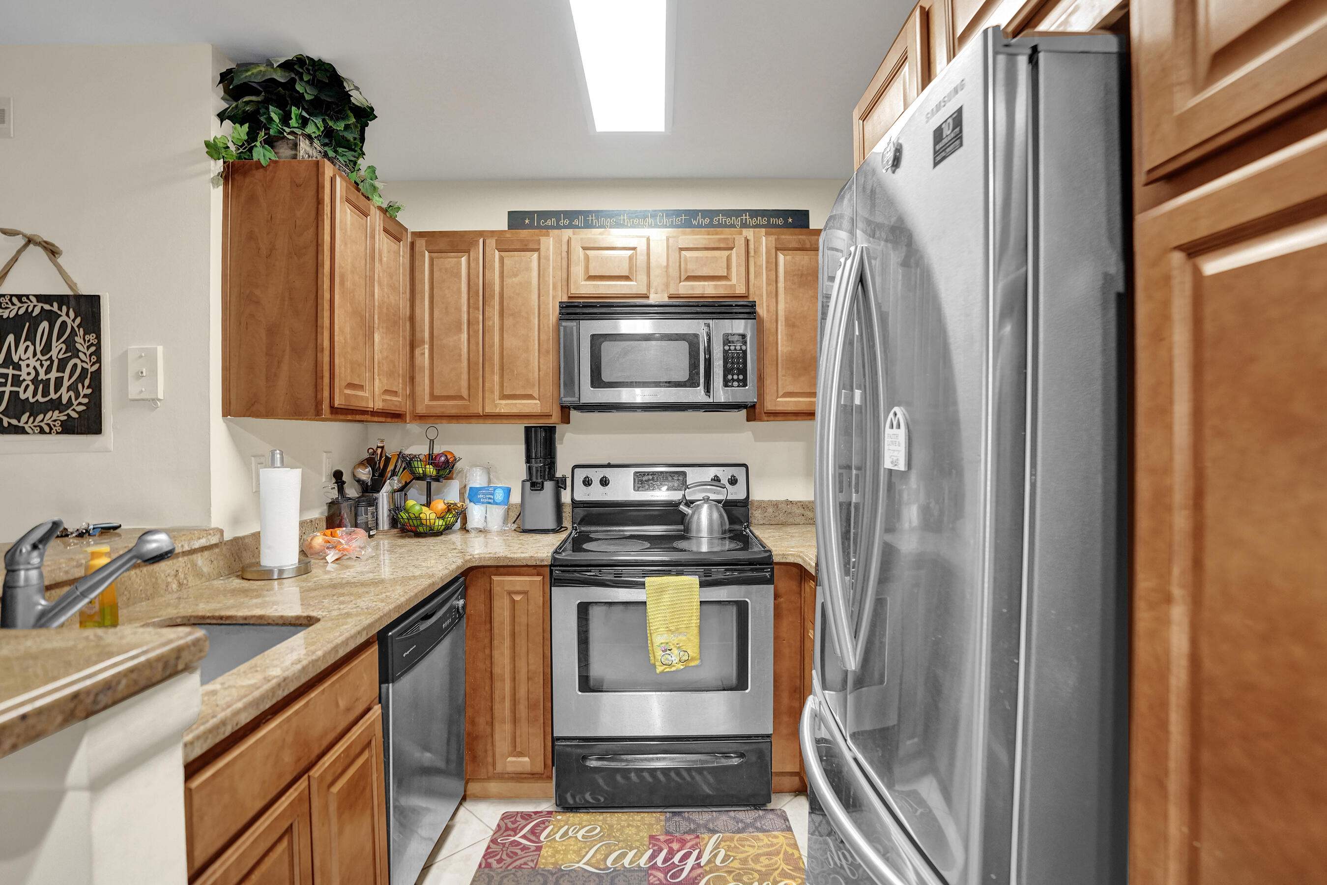 801 Lyons Road 19103