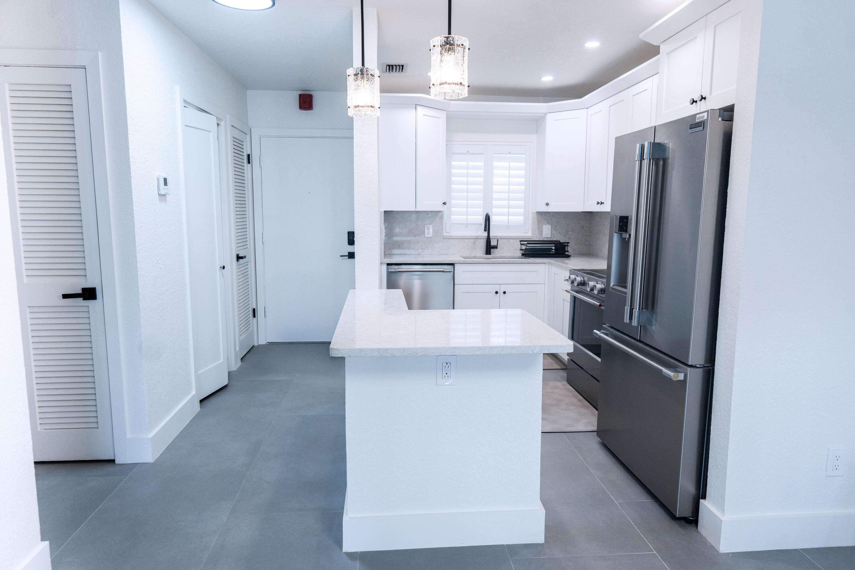 3605 NE 32nd Avenue 209a