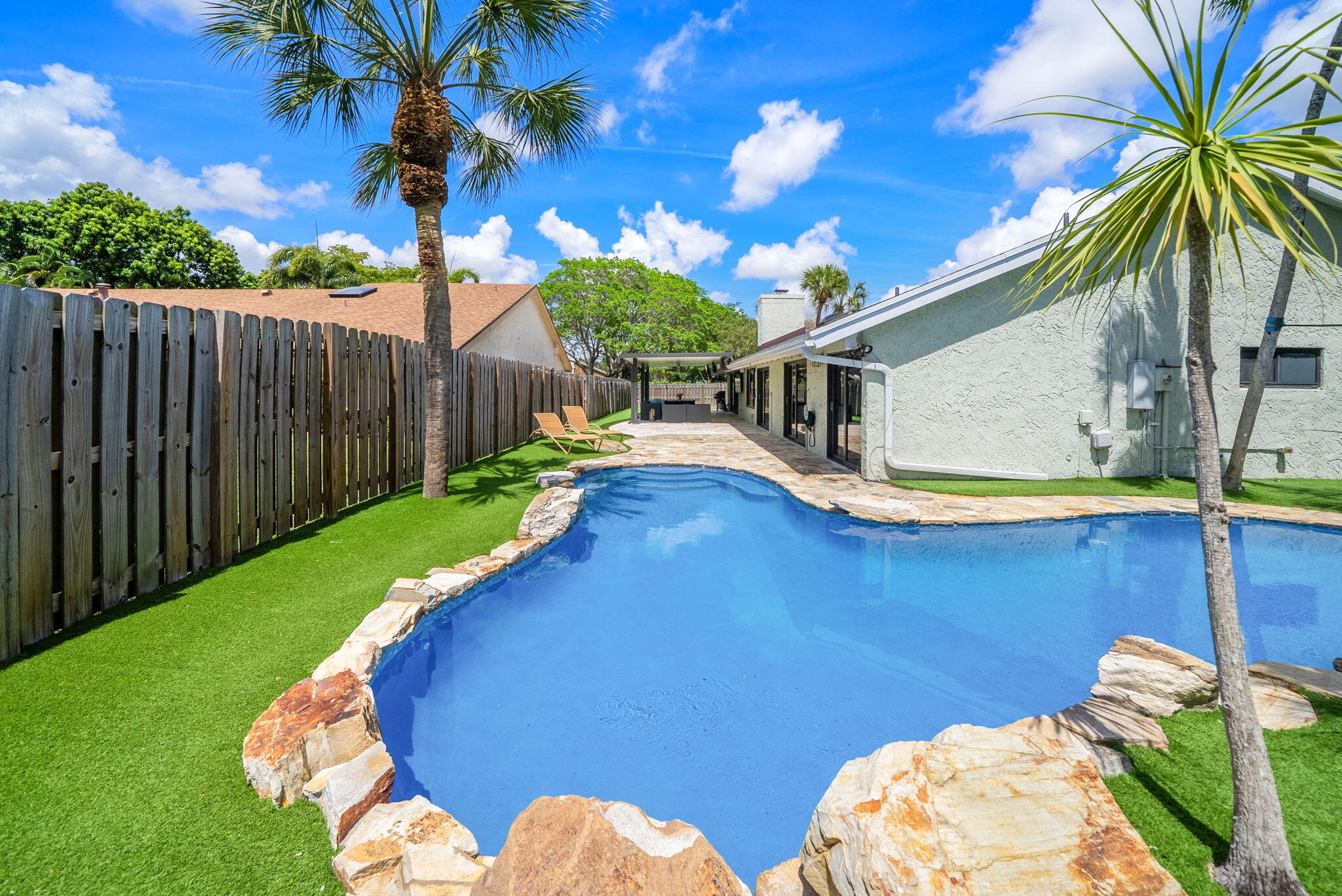 1061 Bayberry Point Drive