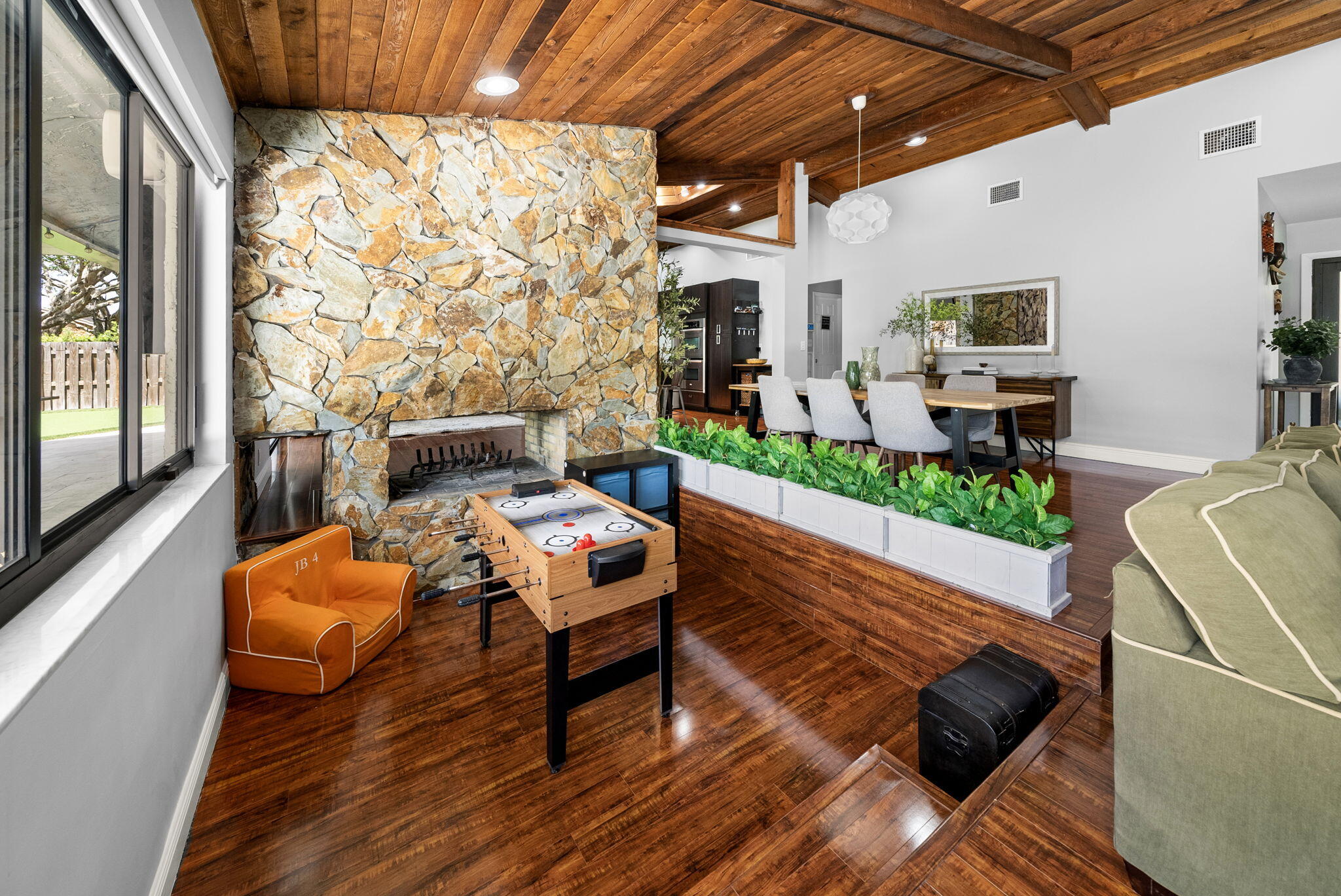 1061 Bayberry Point Drive