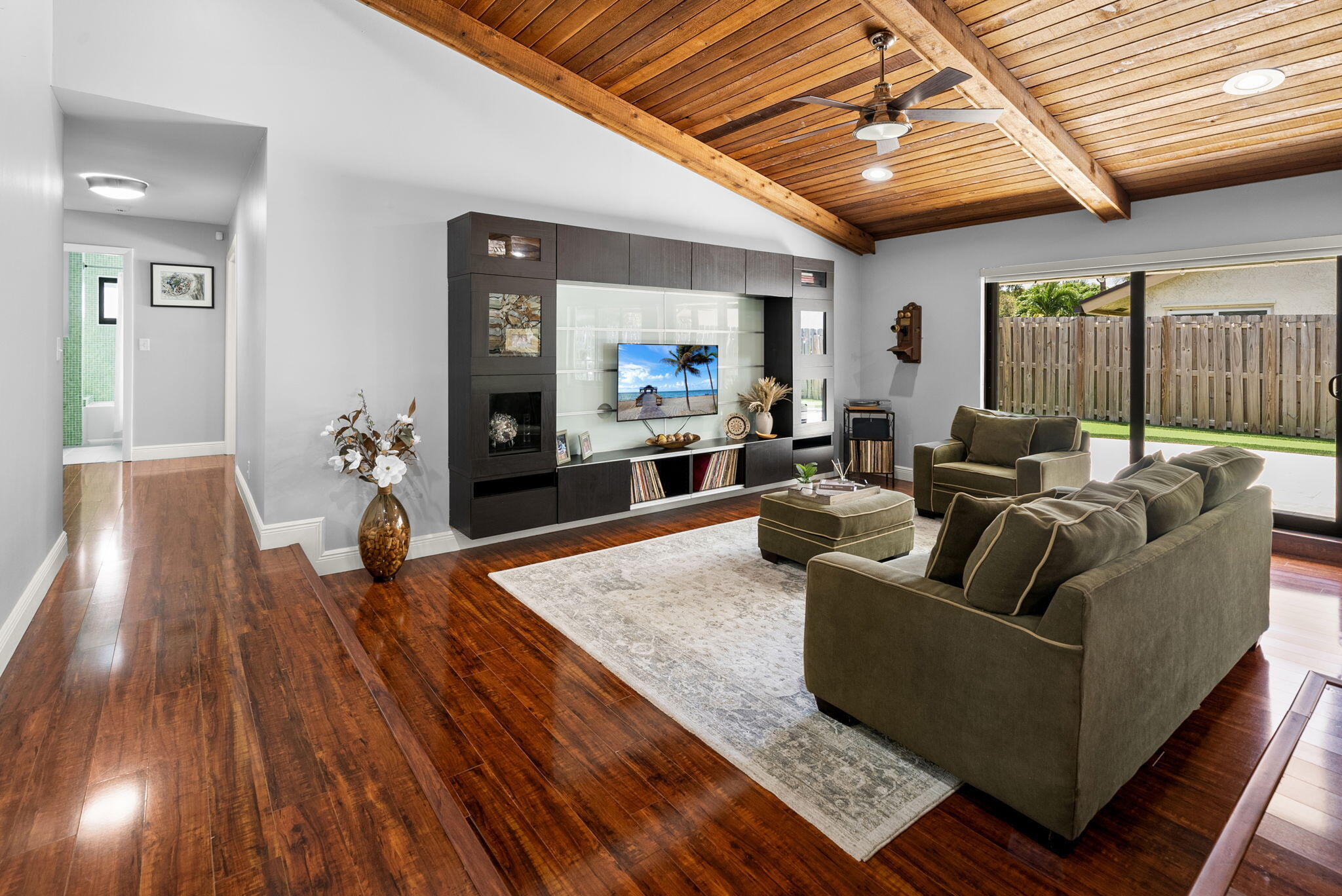 1061 Bayberry Point Drive