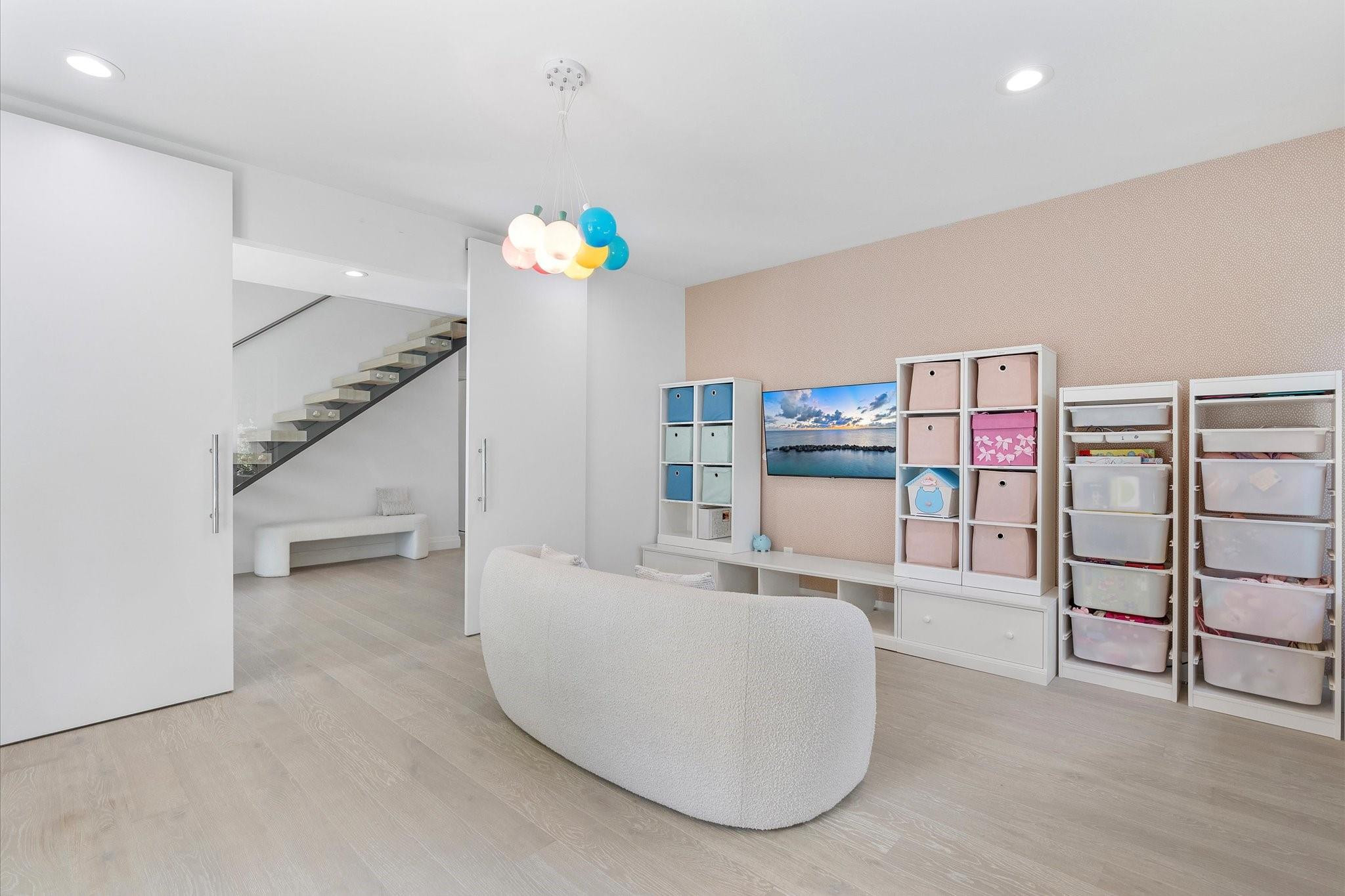9 Tahoe Lane