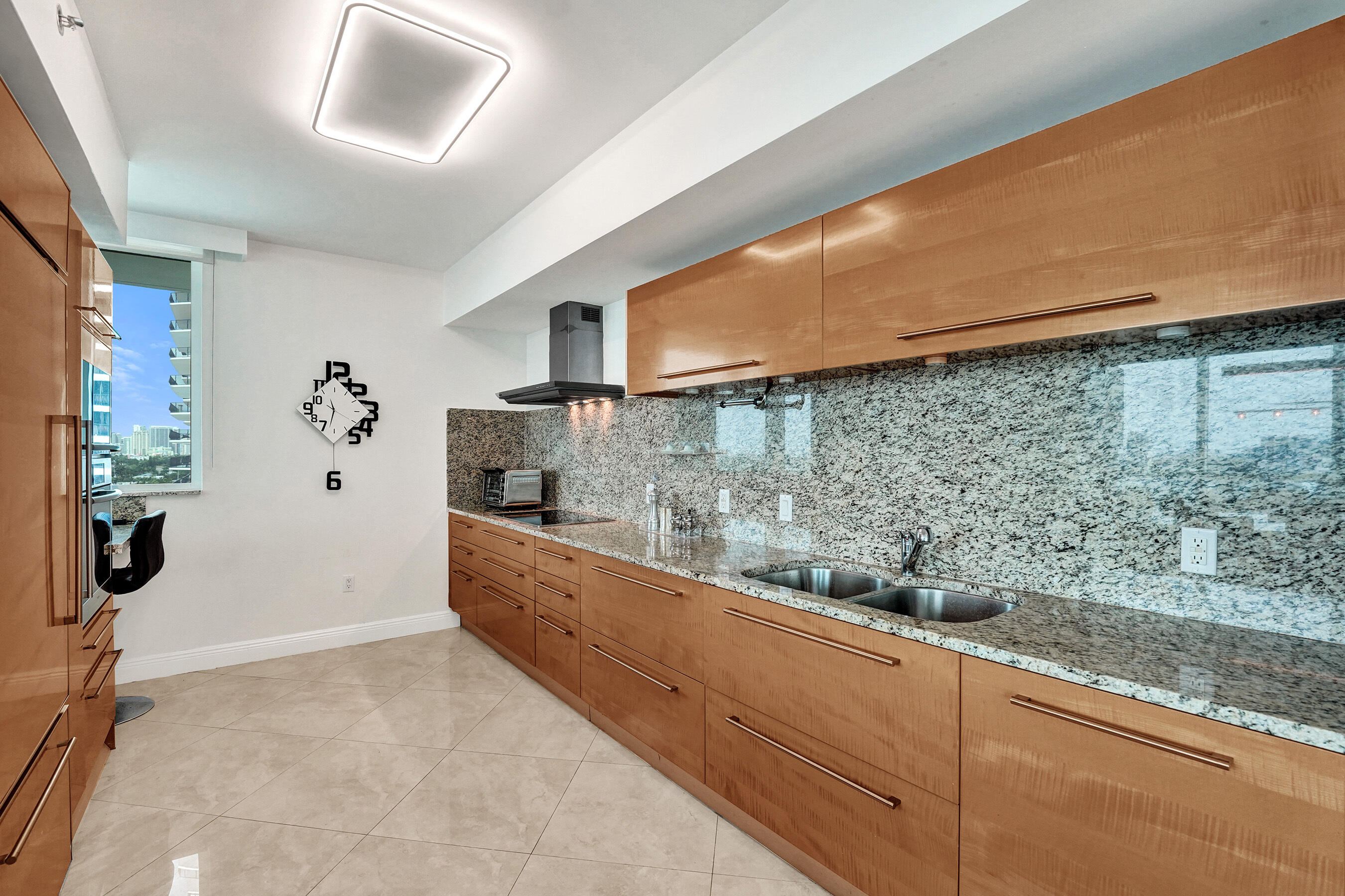 101 S Fort Lauderdale Beach Boulevard Unit: 1107