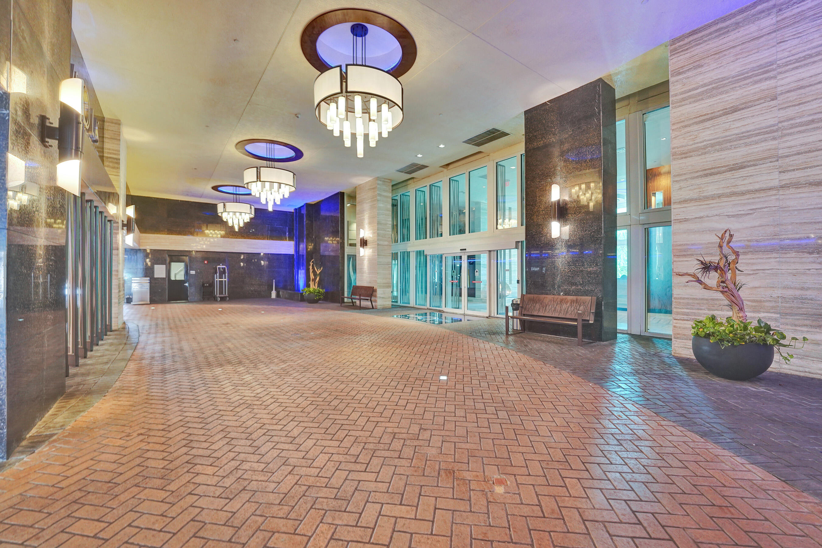 101 S Fort Lauderdale Beach Boulevard Unit: 1107