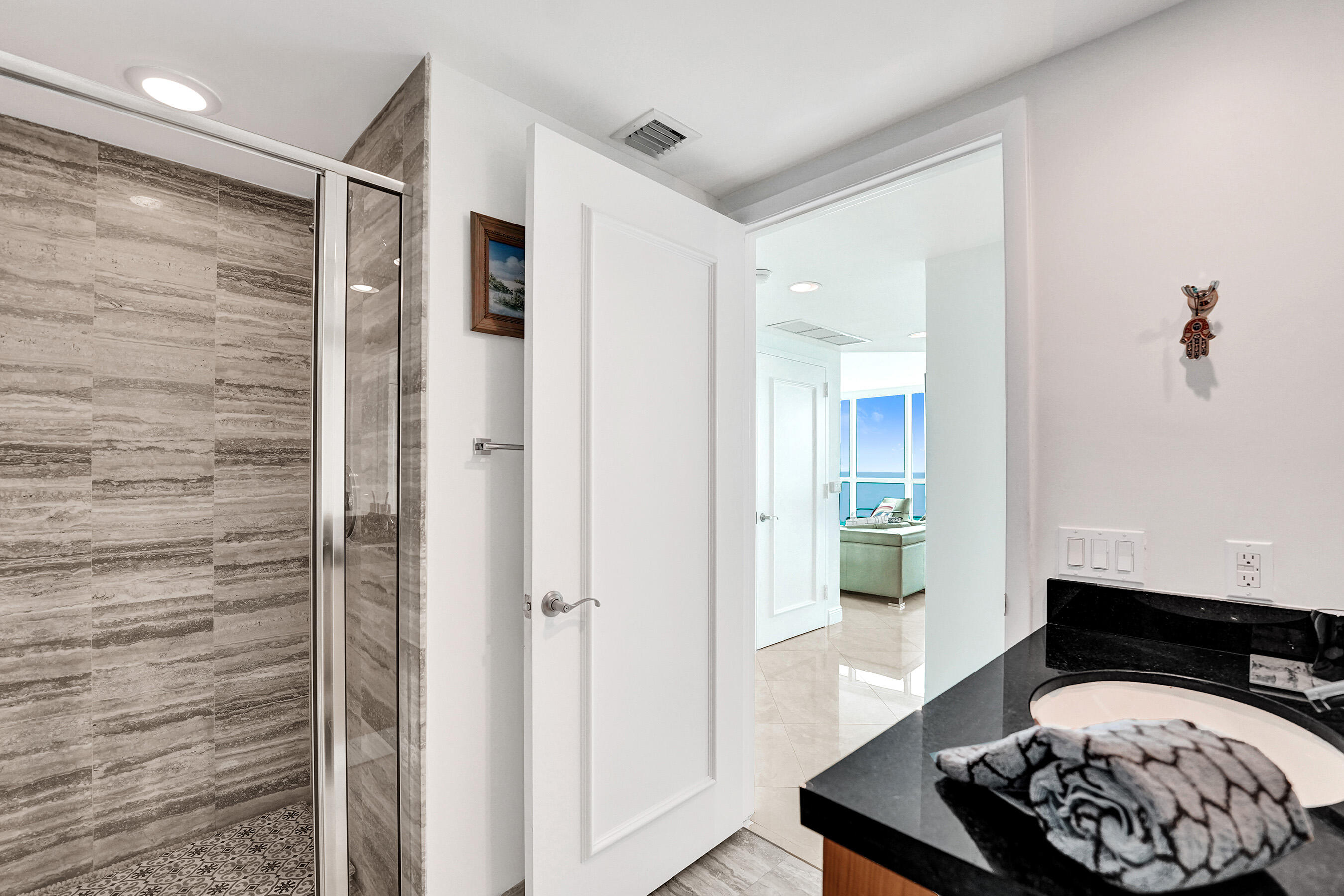 101 S Fort Lauderdale Beach Boulevard Unit: 1107