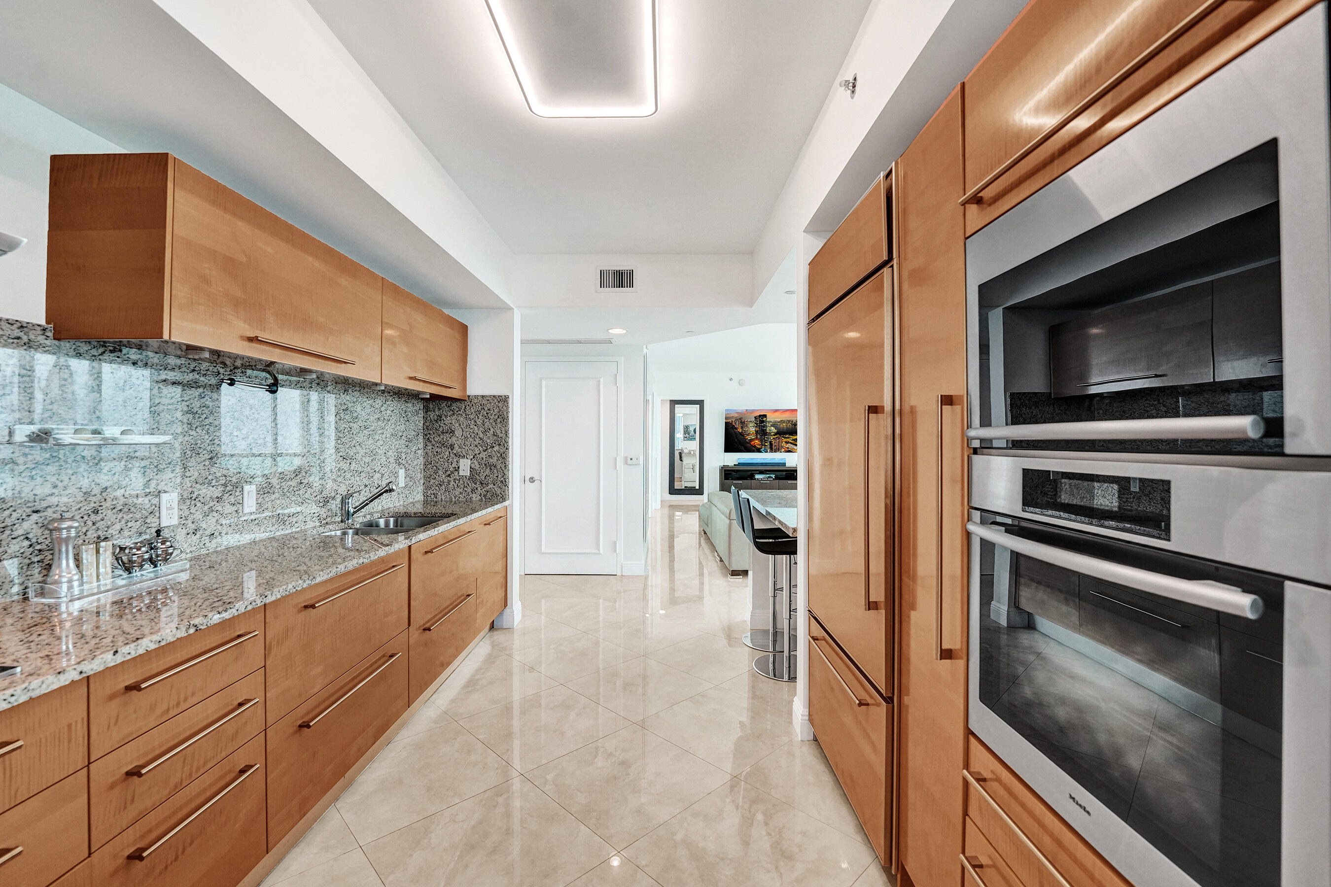 101 S Fort Lauderdale Beach Boulevard Unit: 1107