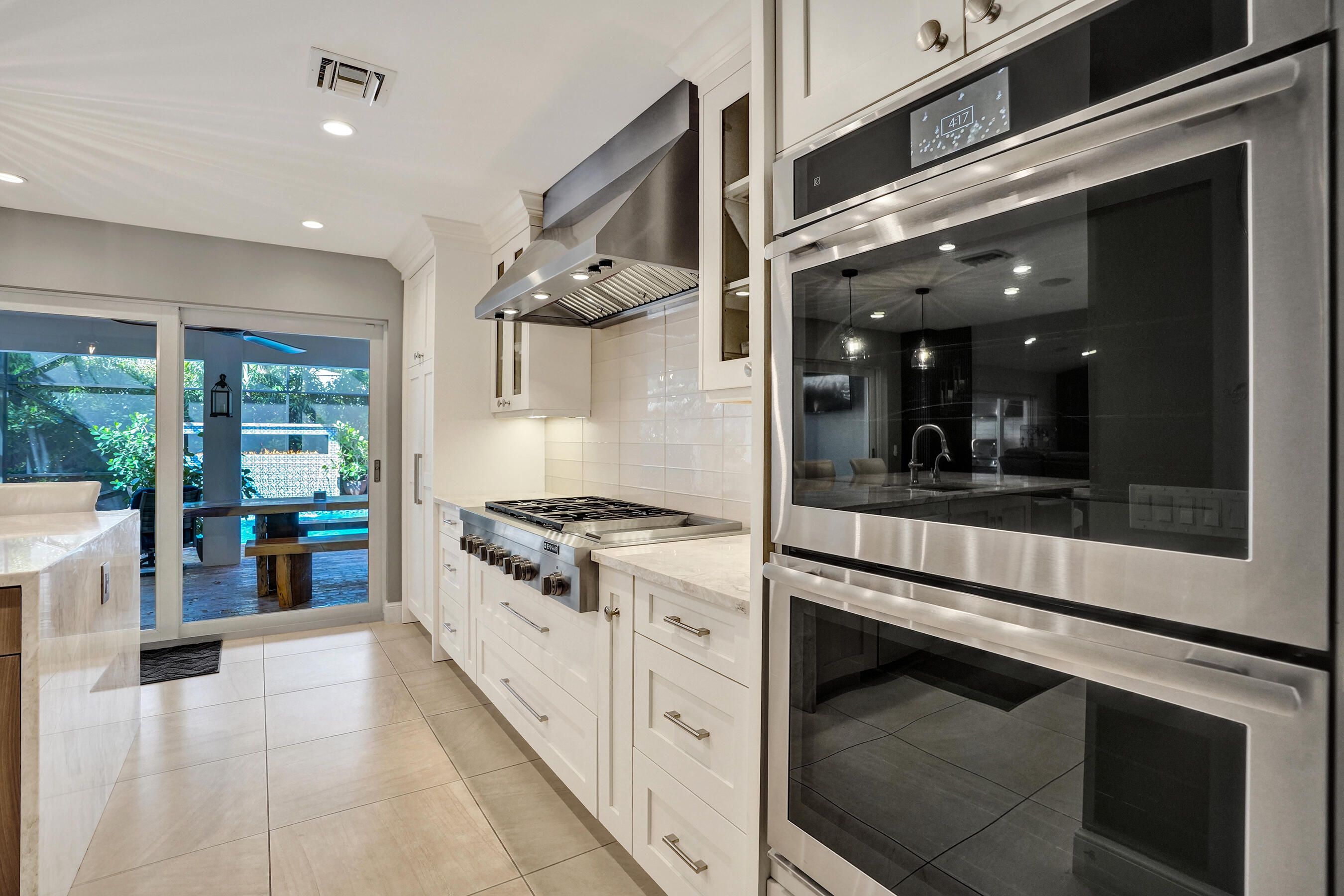 738 Middle River Drive