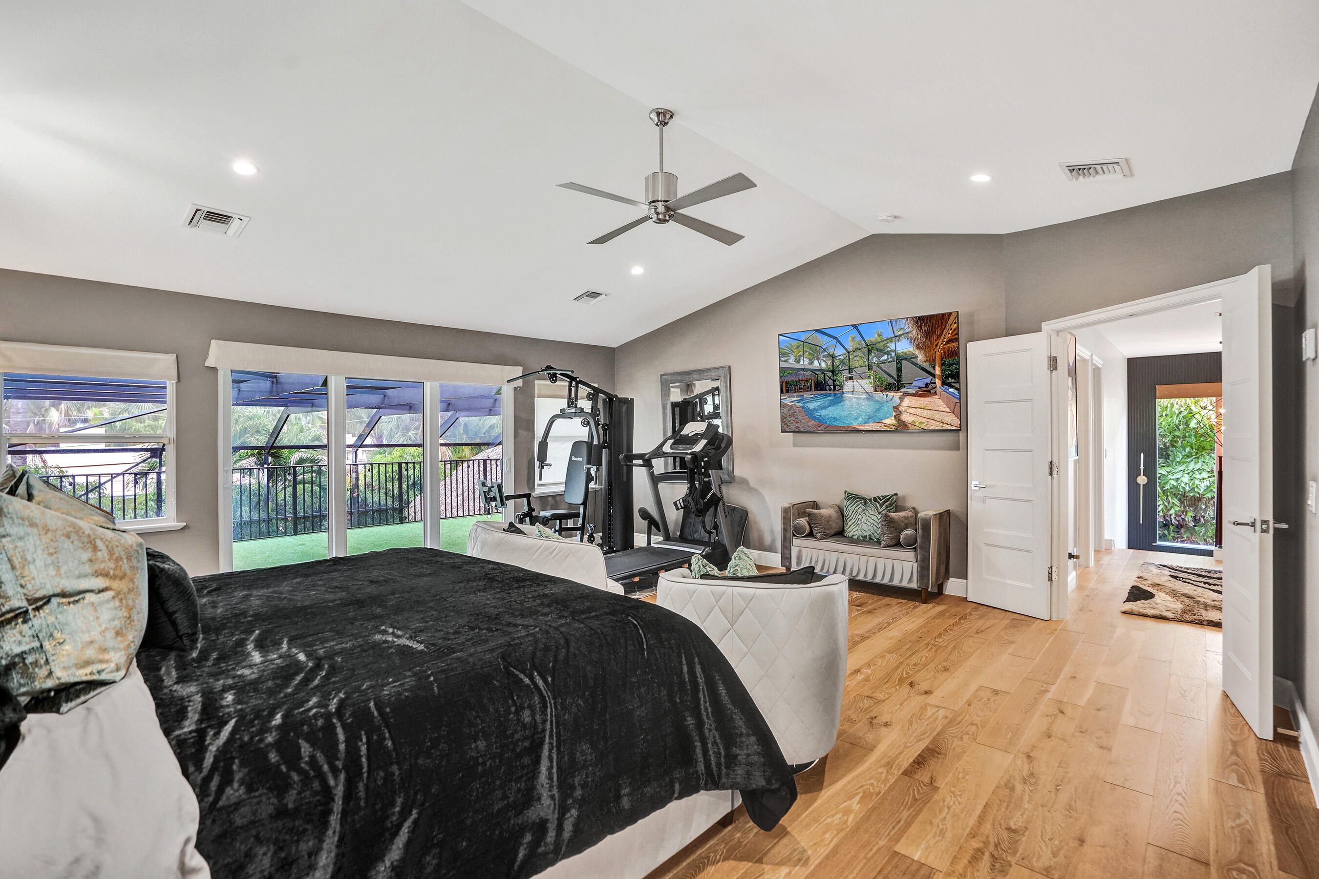 738 Middle River Drive