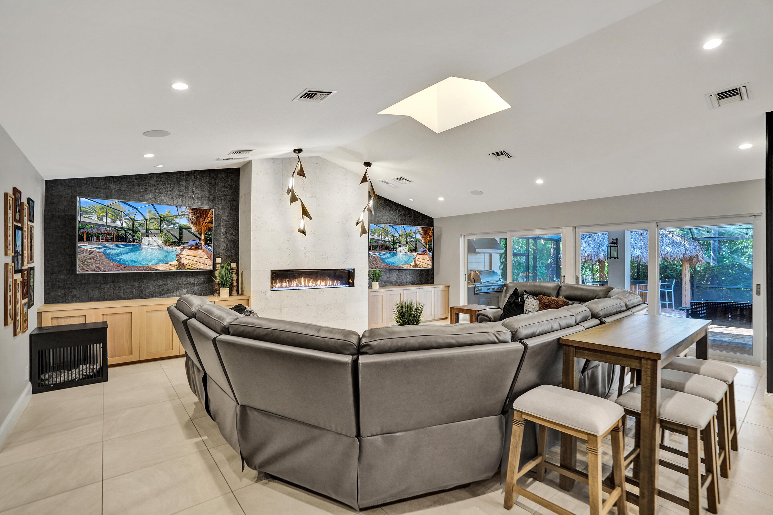 738 Middle River Drive