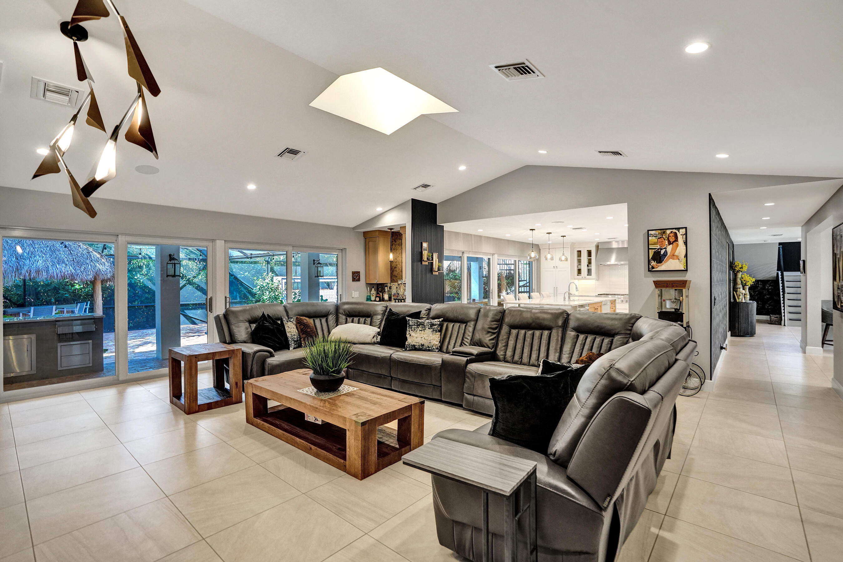 738 Middle River Drive