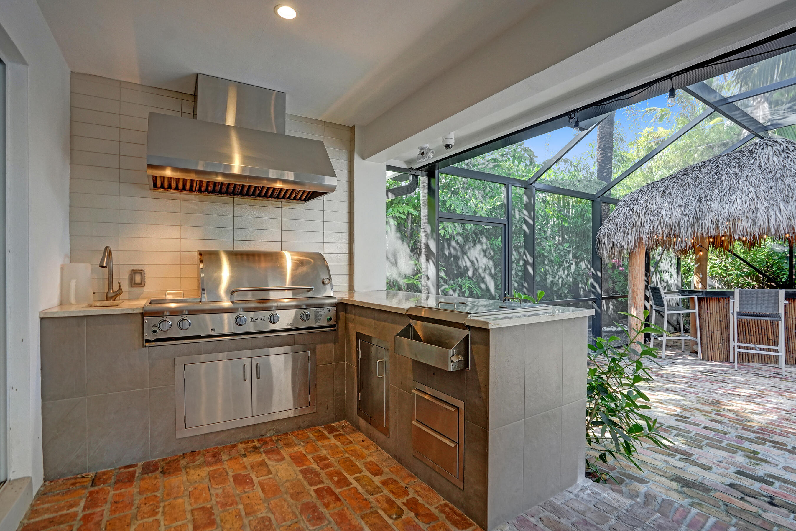 738 Middle River Drive