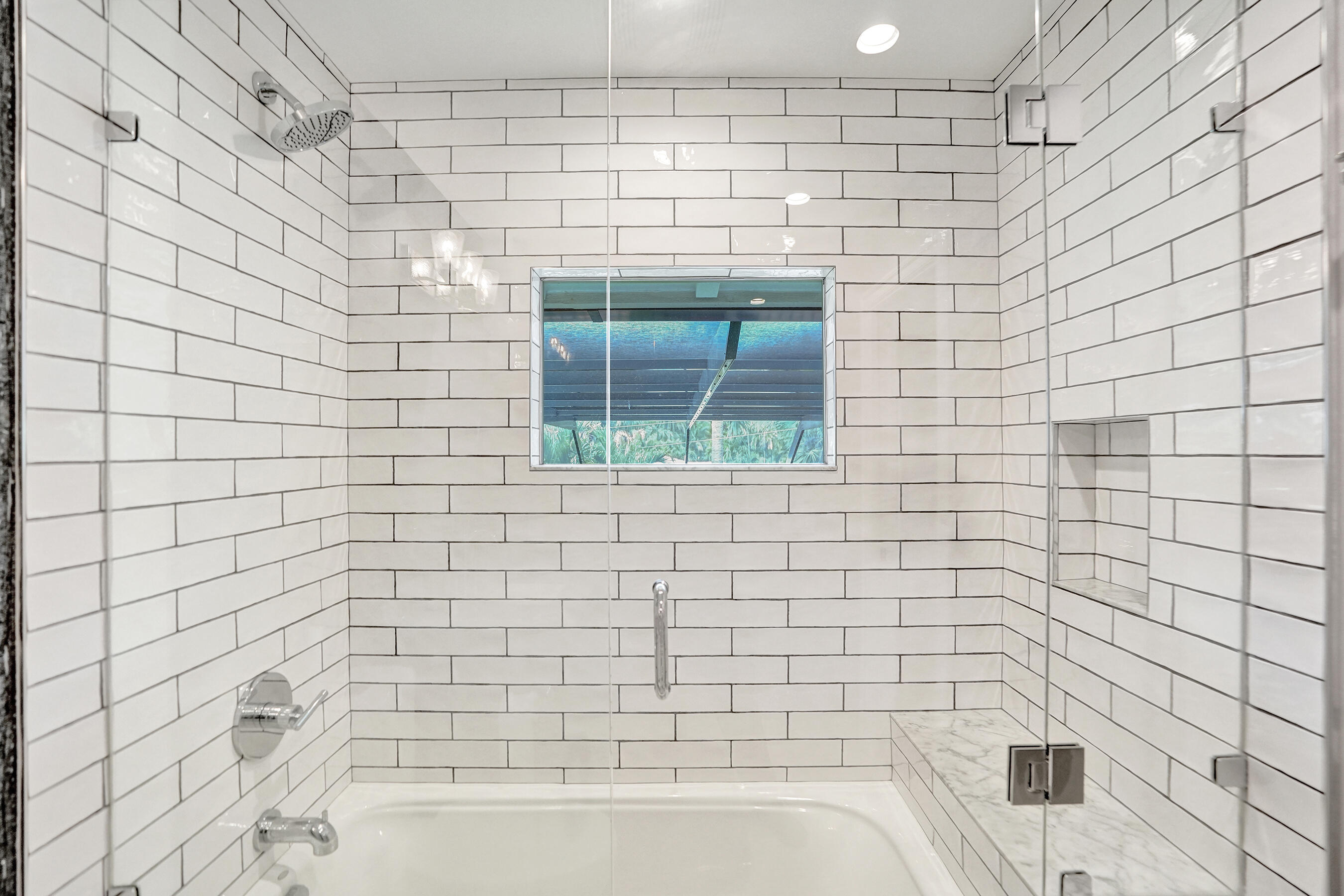 738 Middle River Drive