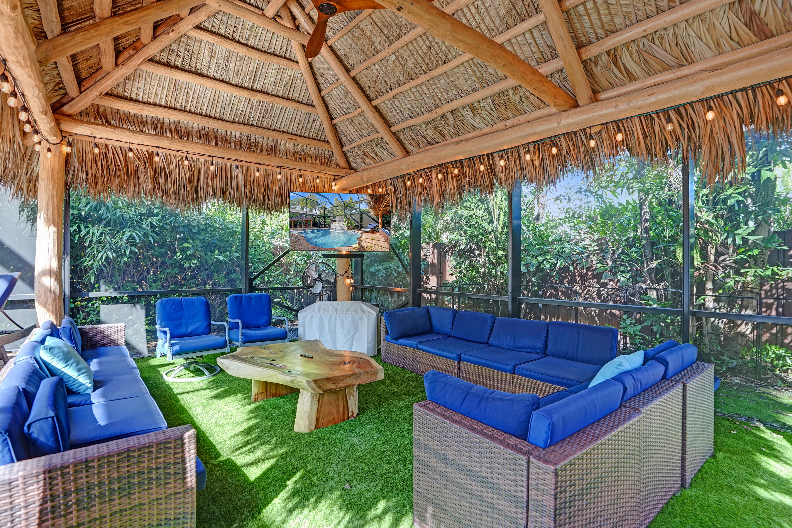 738 Middle River Drive