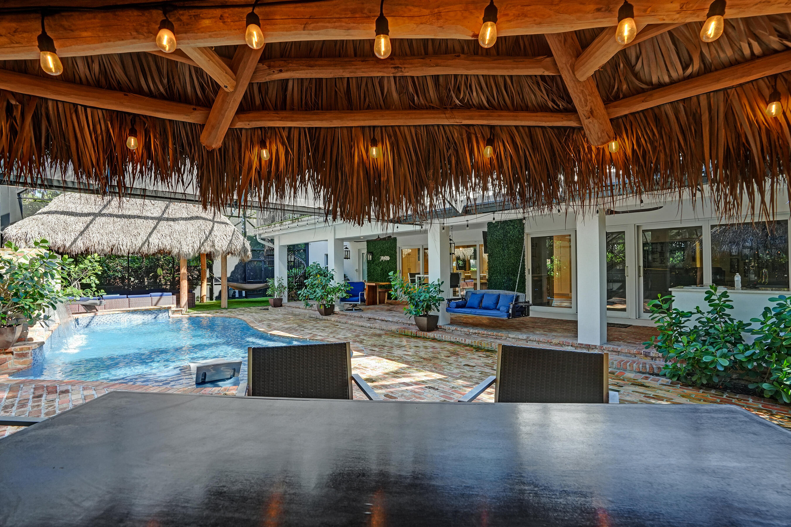 738 Middle River Drive