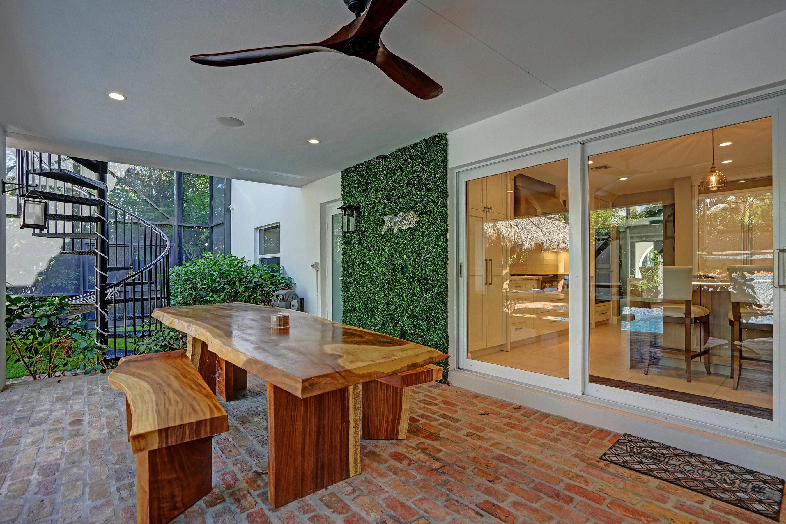 738 Middle River Drive