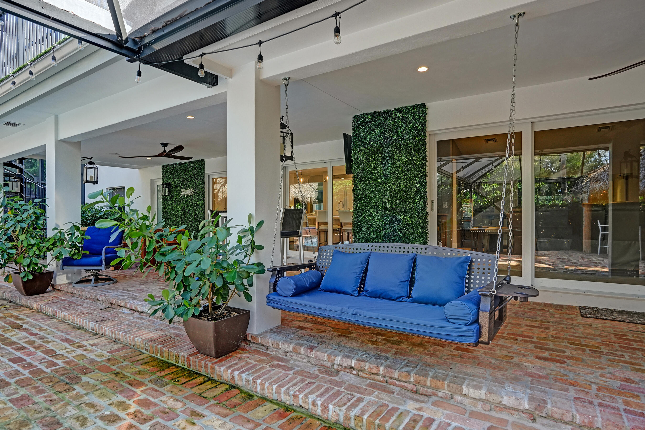 738 Middle River Drive