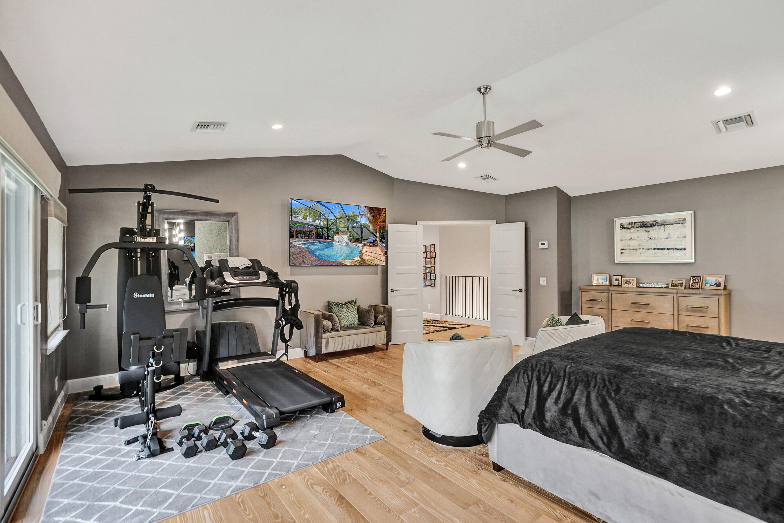 738 Middle River Drive