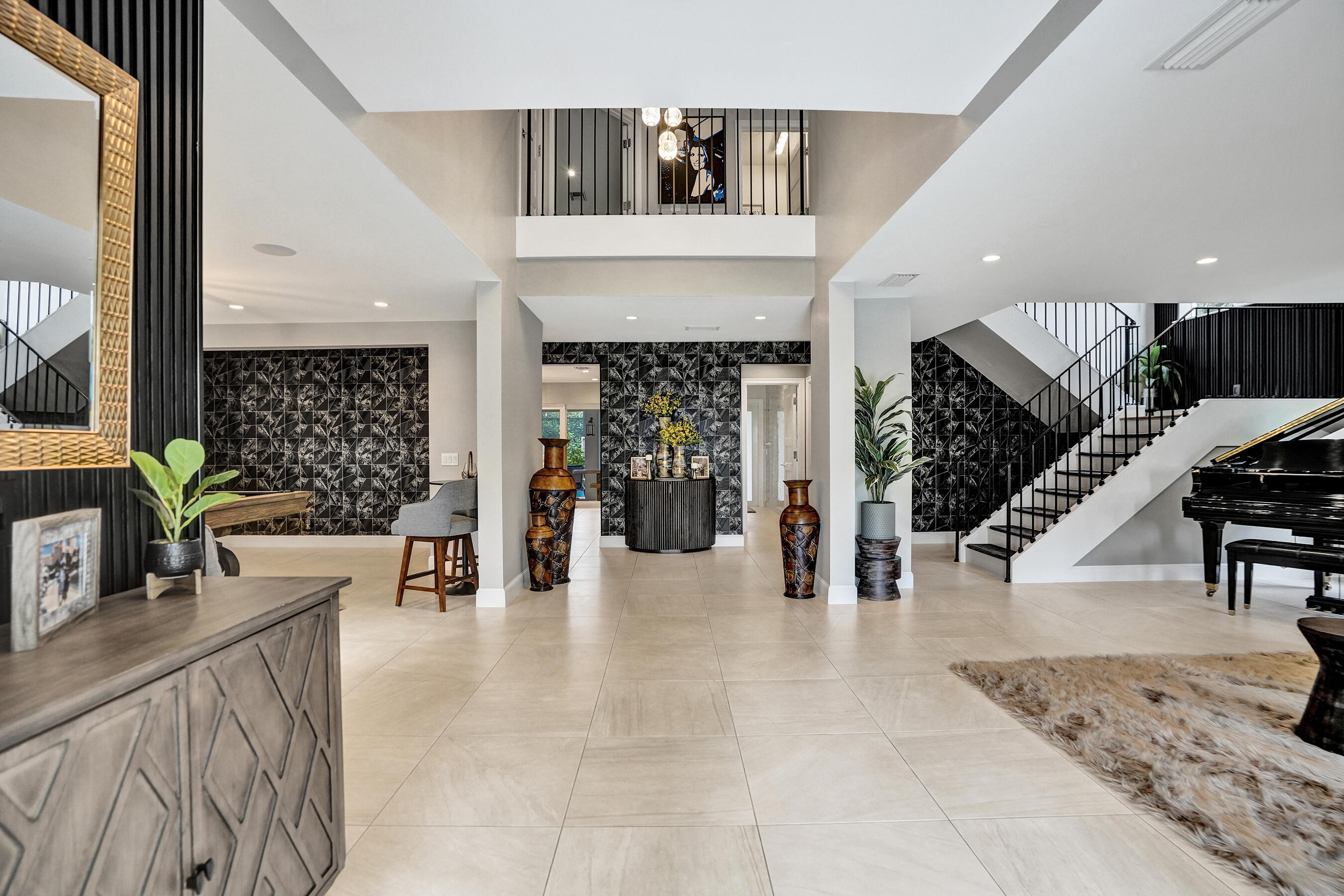 738 Middle River Drive