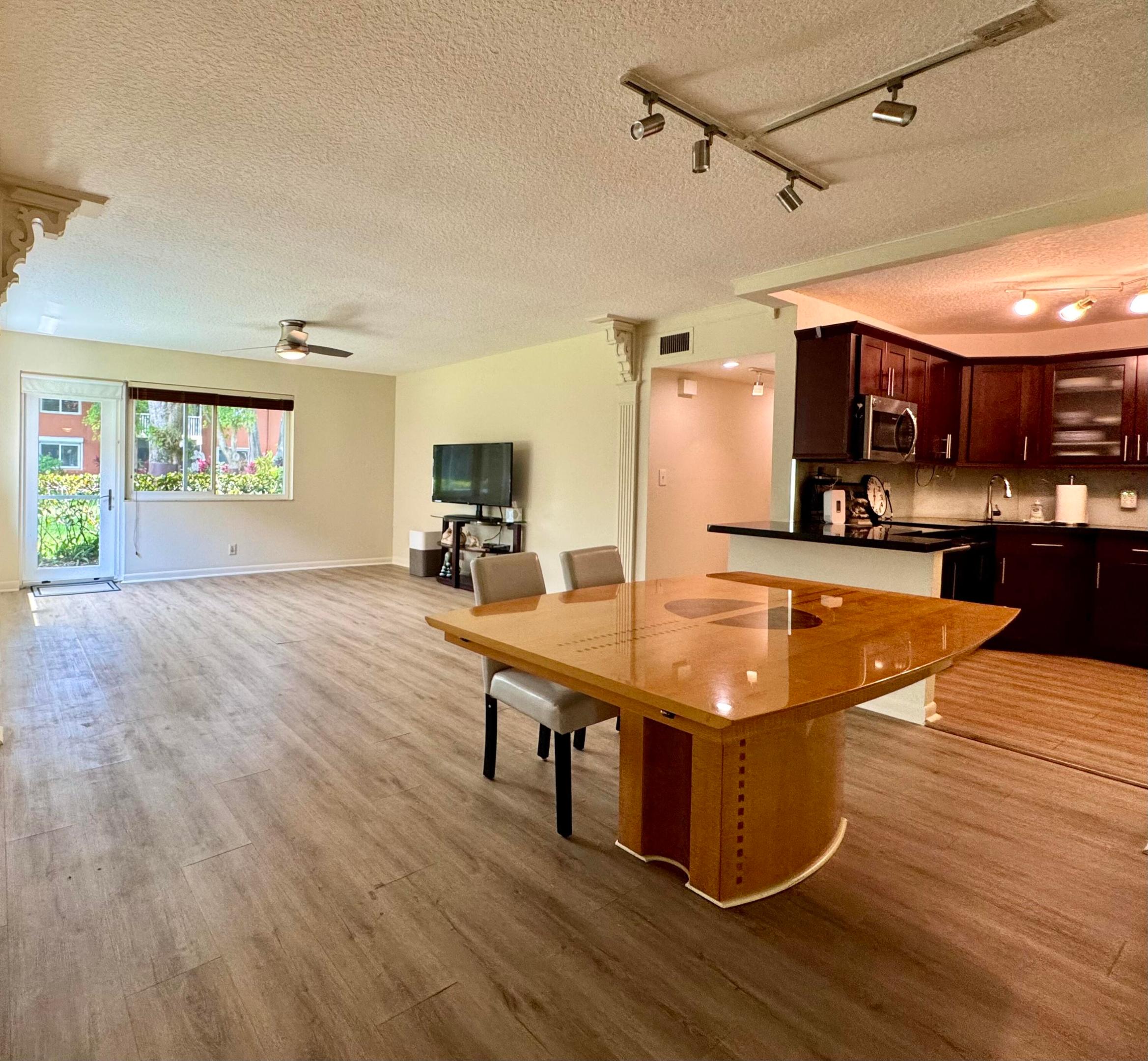 1920 NE 1st Terrace 118h