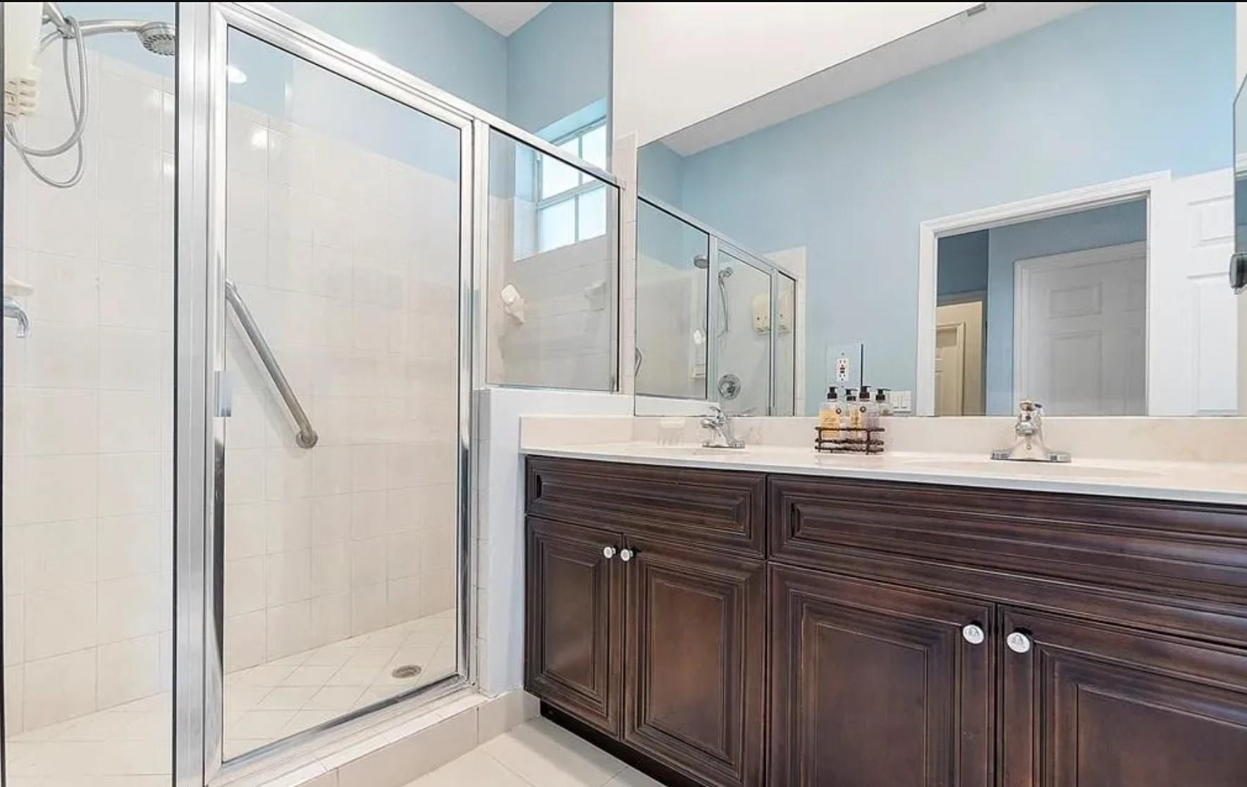 5784 NW 120th Avenue