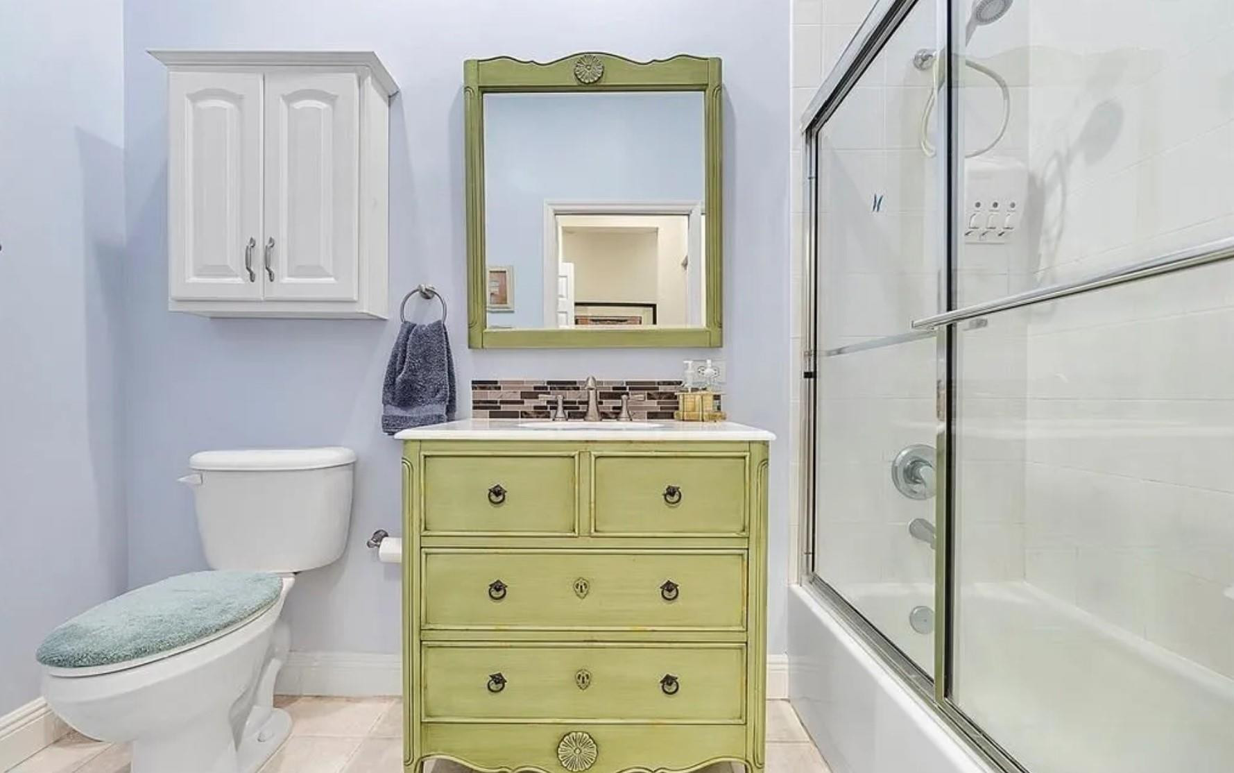 5784 NW 120th Avenue