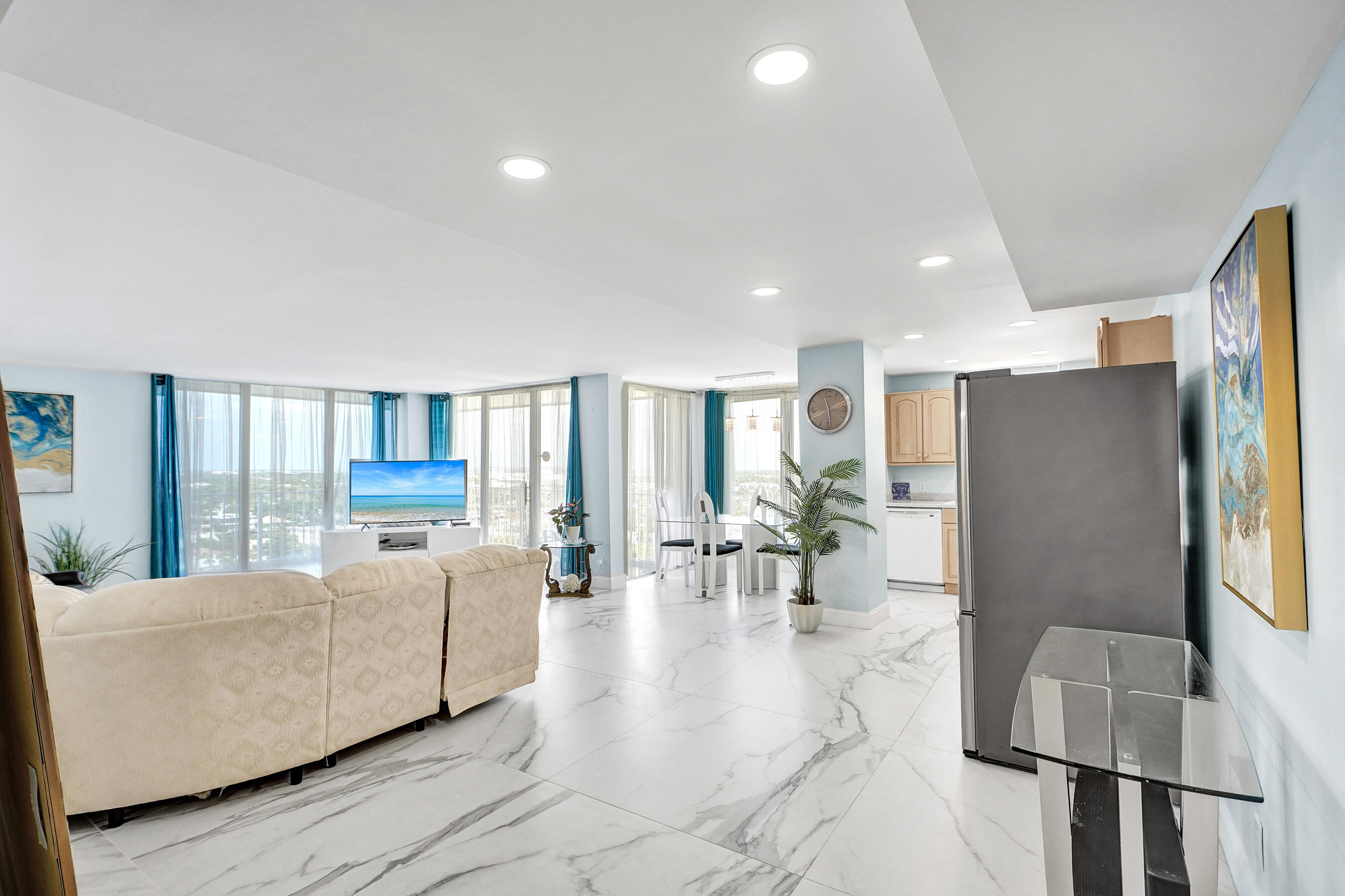 1010 S Ocean Boulevard 09