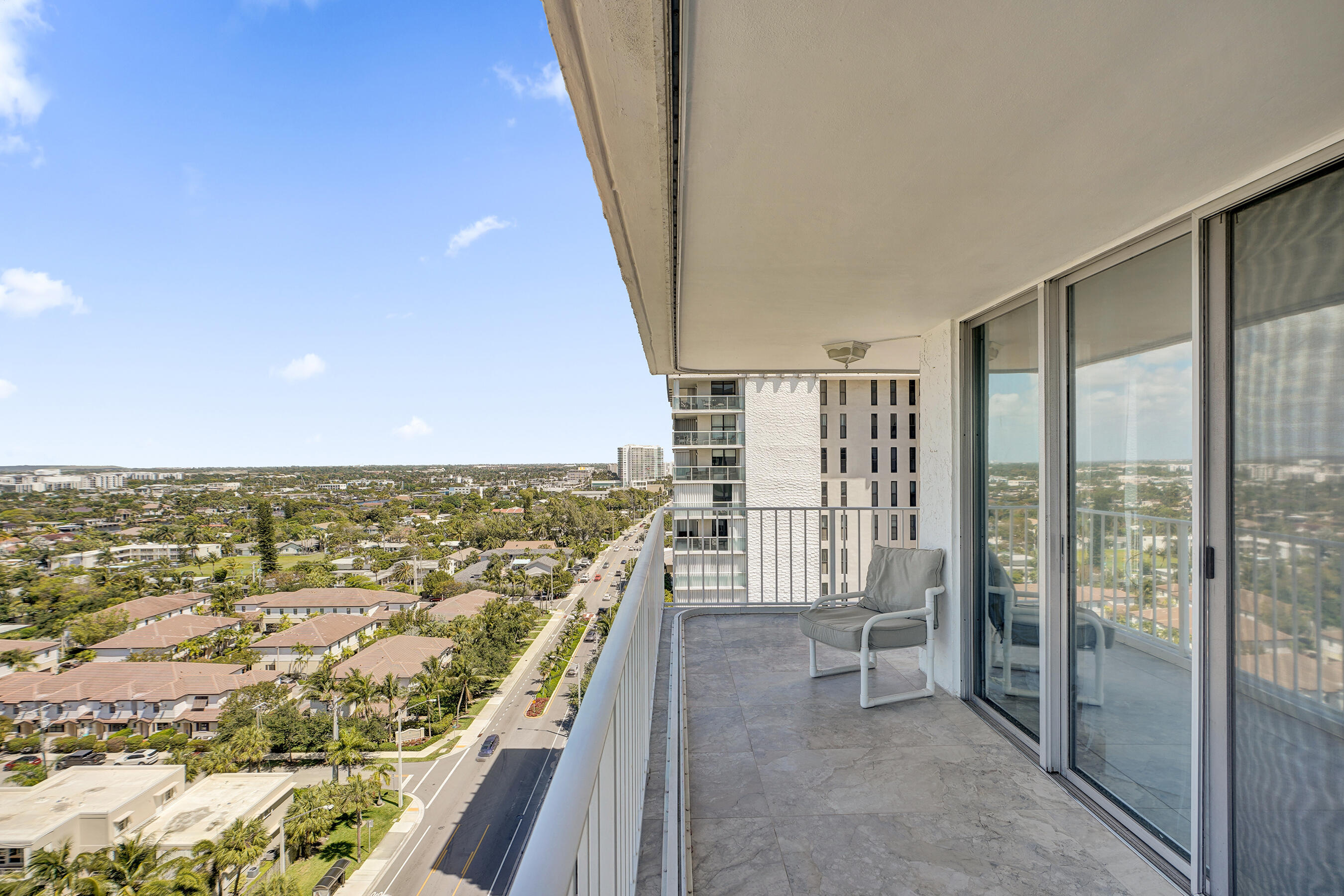 1010 S Ocean Boulevard 09