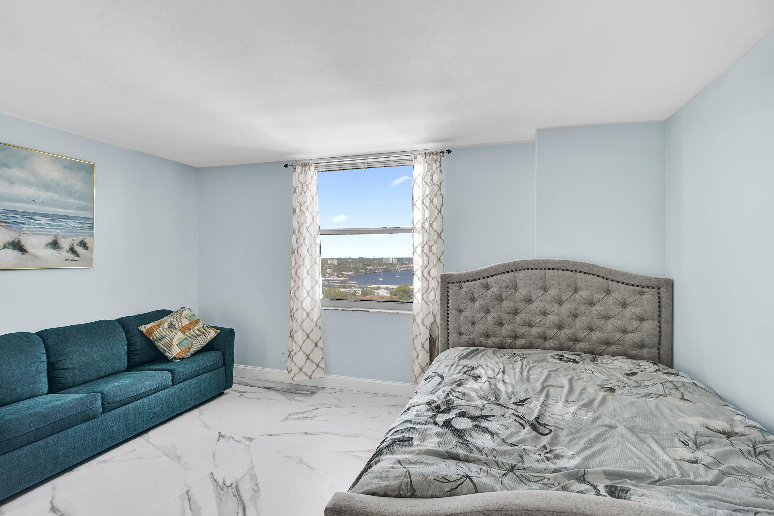 1010 S Ocean Boulevard 09