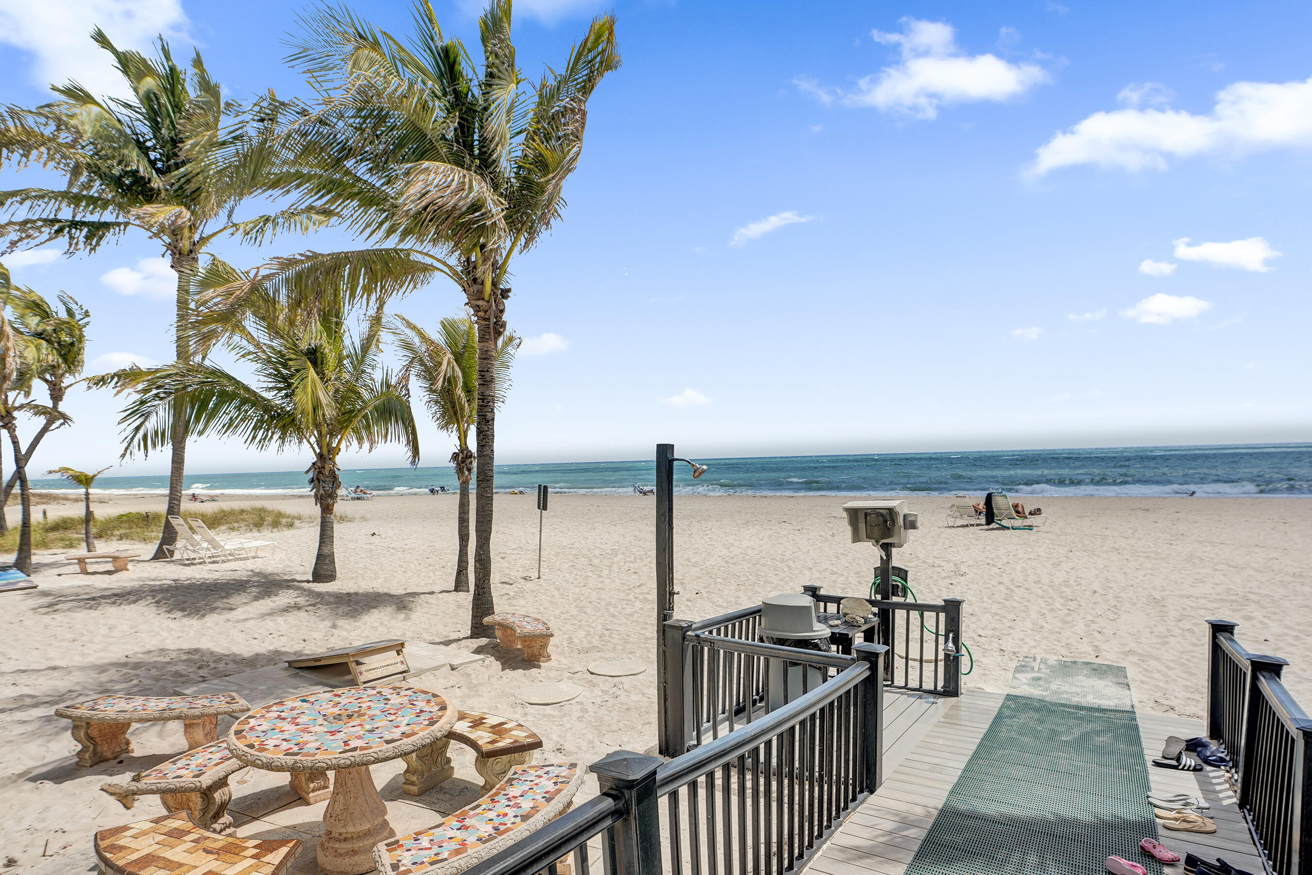 1010 S Ocean Boulevard 09