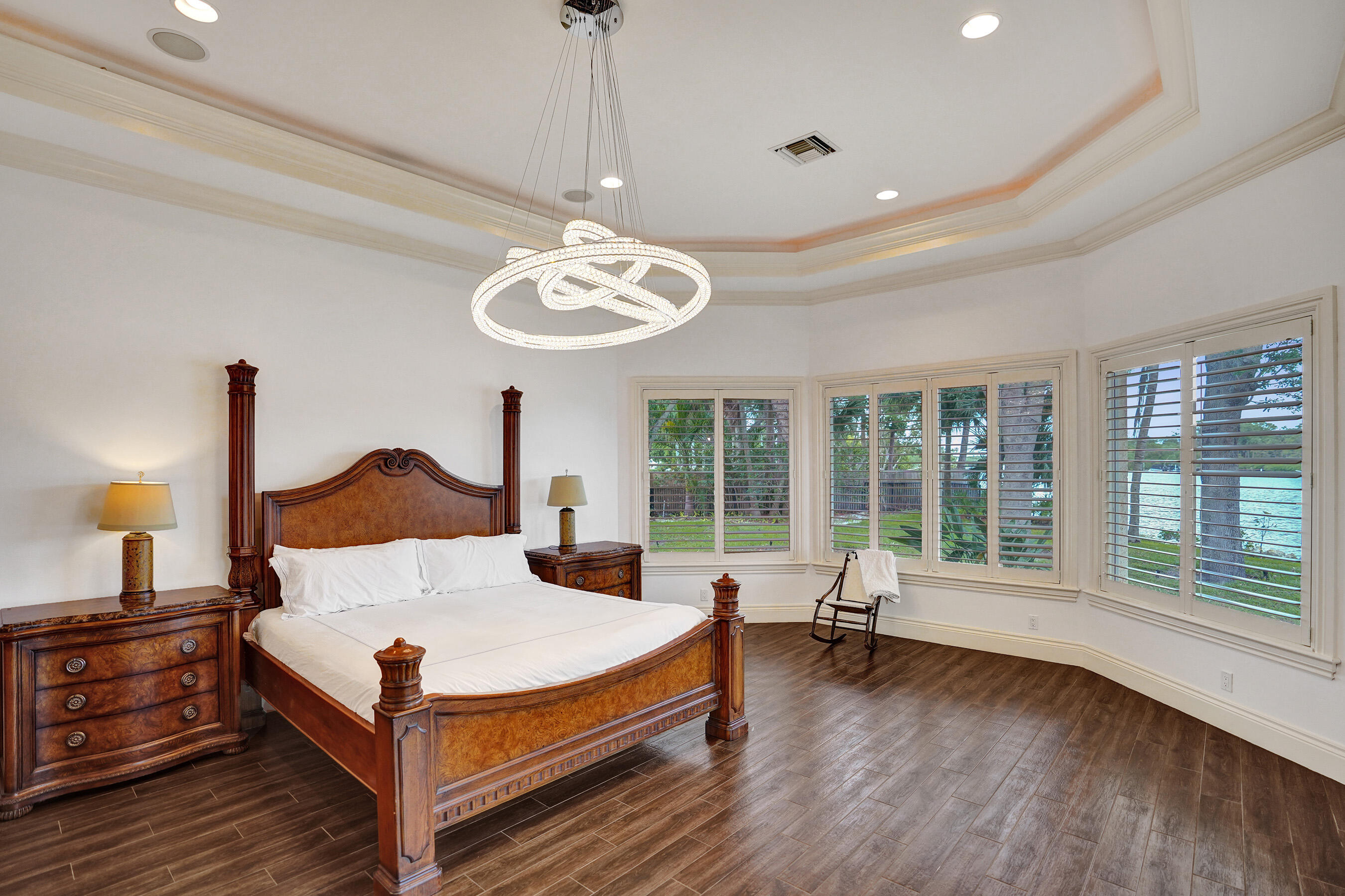 18669 SE Palm Island Lane