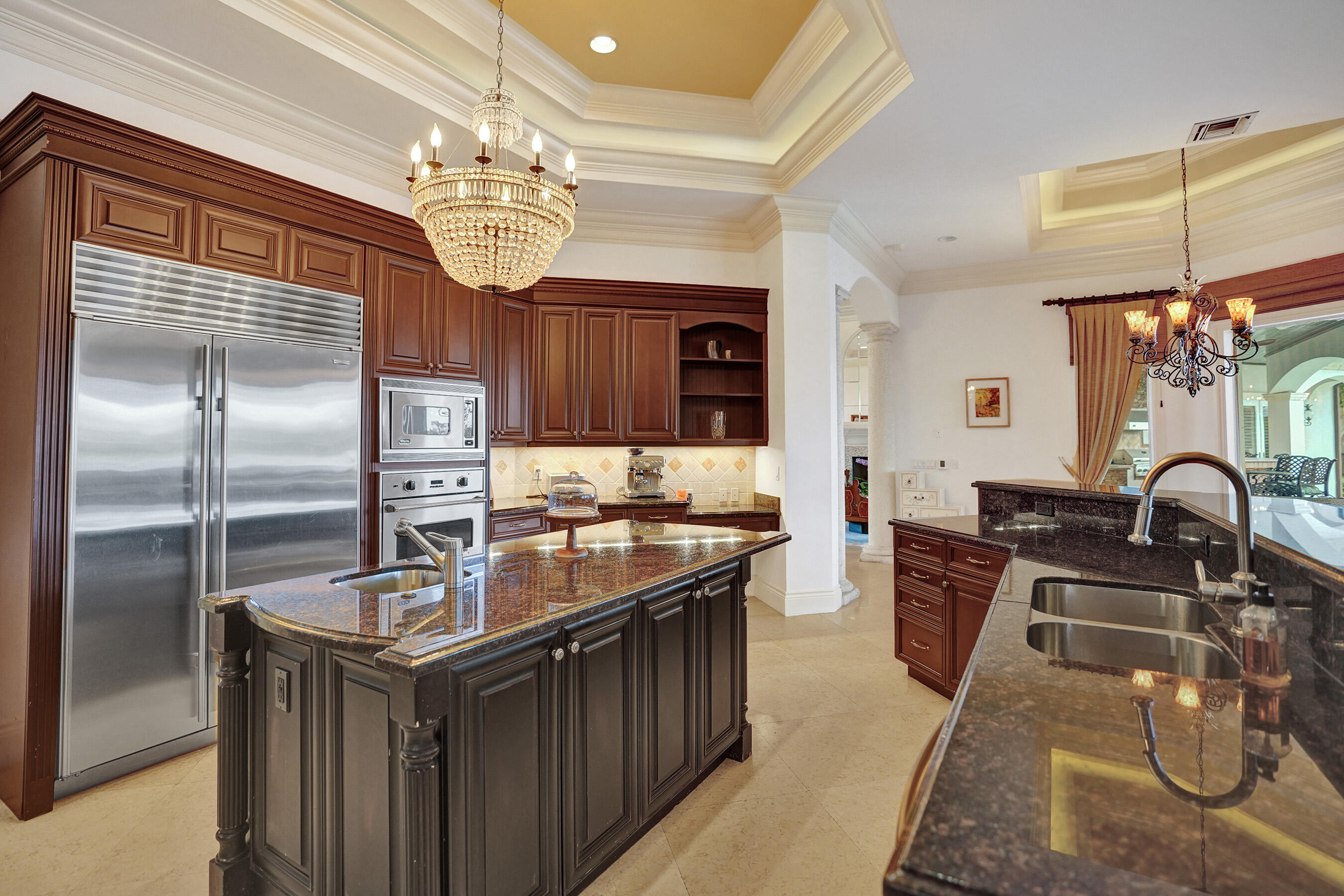 18669 SE Palm Island Lane