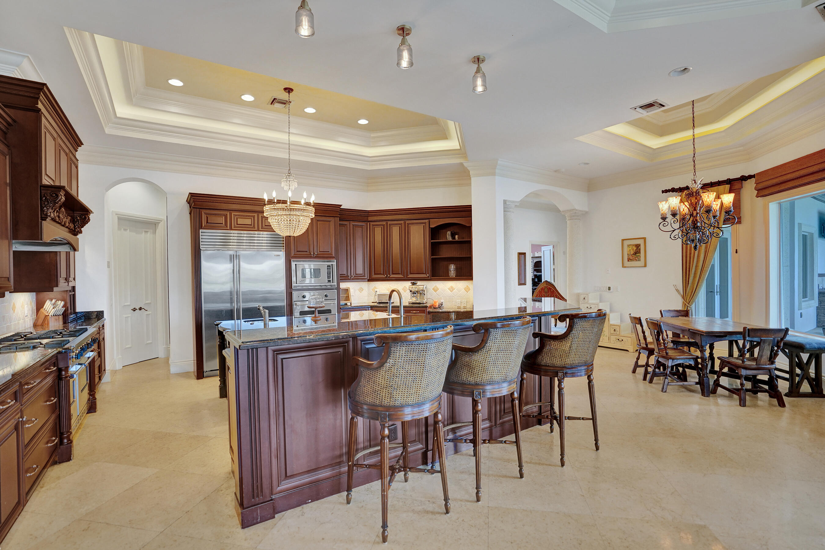 18669 SE Palm Island Lane