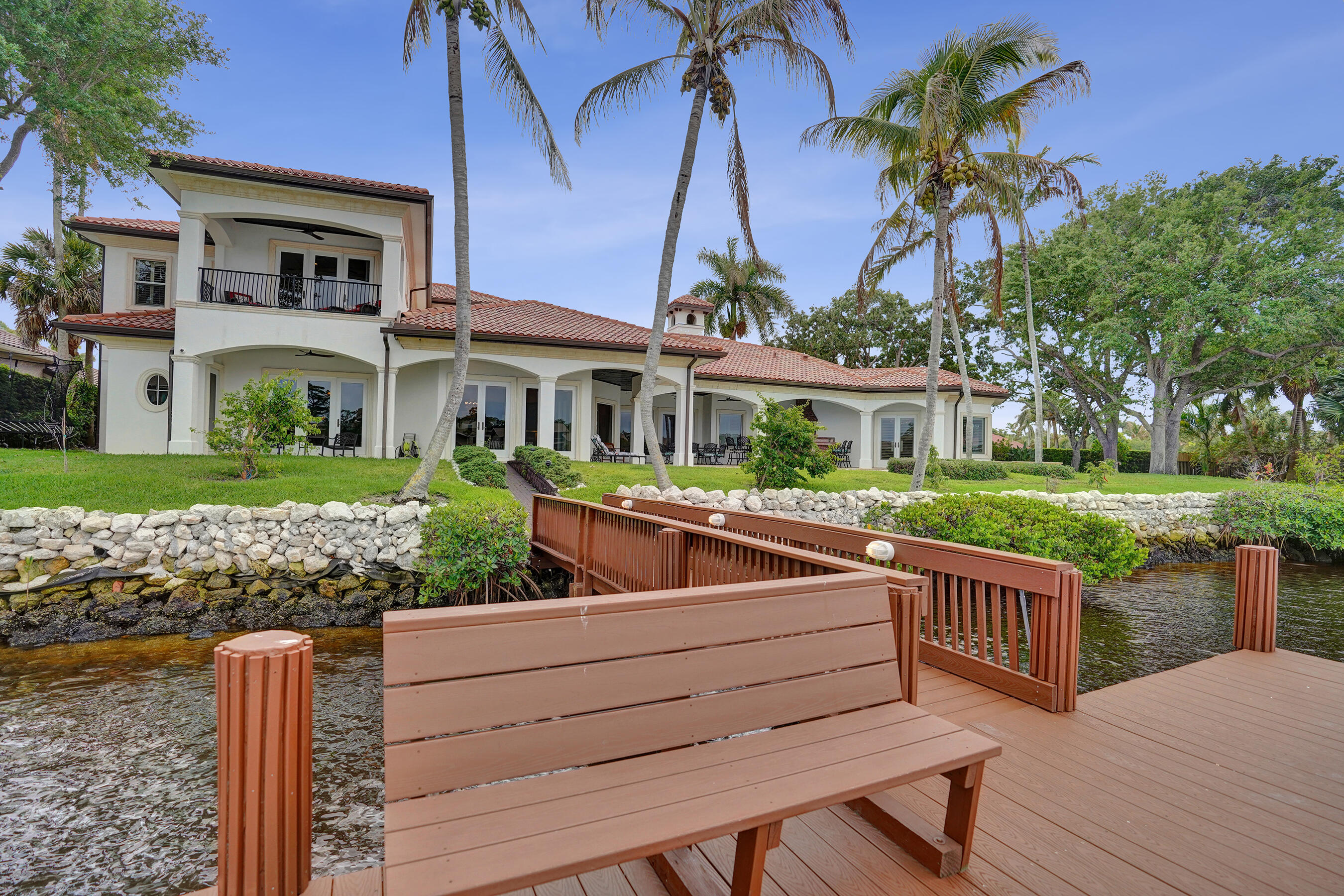 18669 SE Palm Island Lane