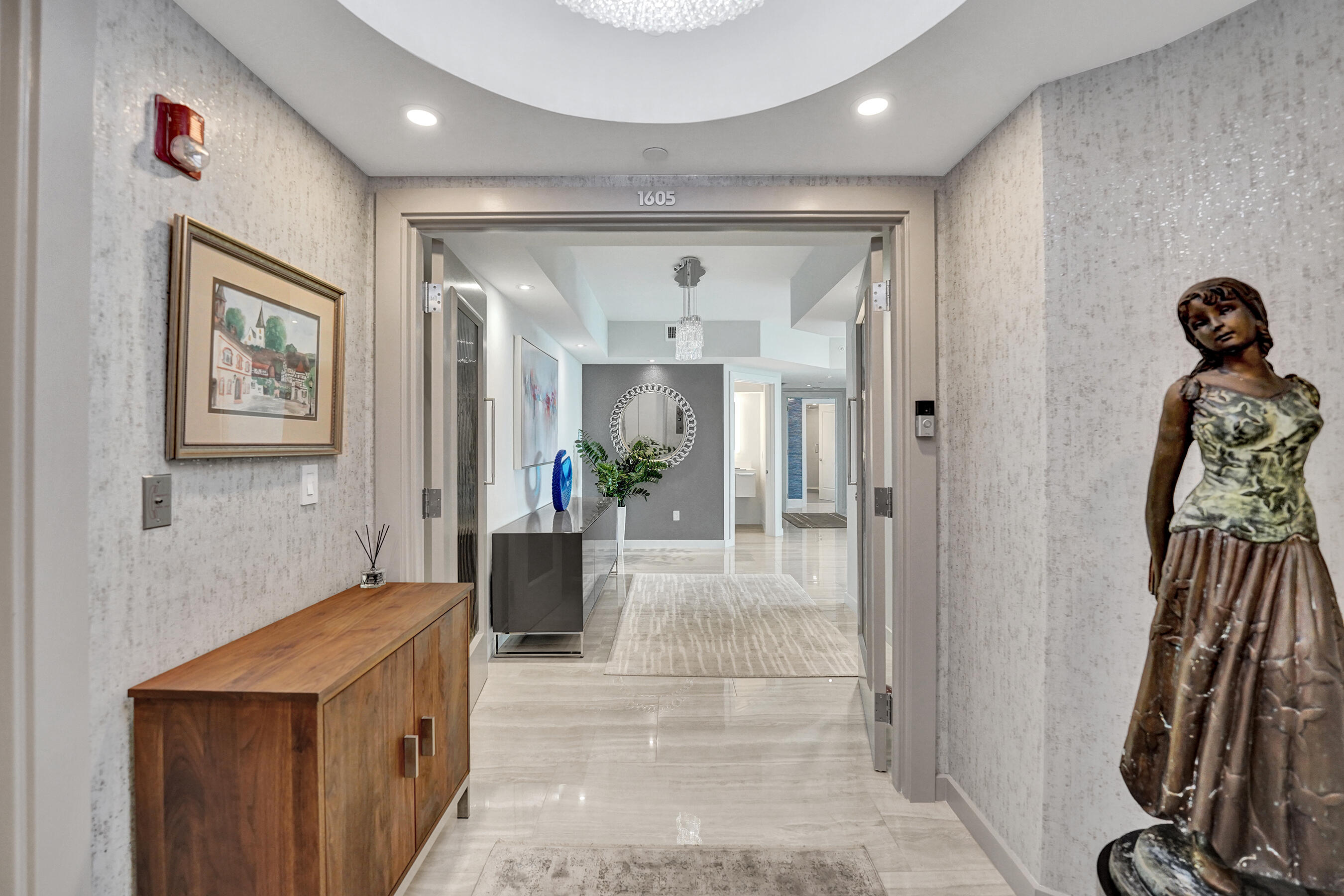 2845 NE 9th Street Ph5