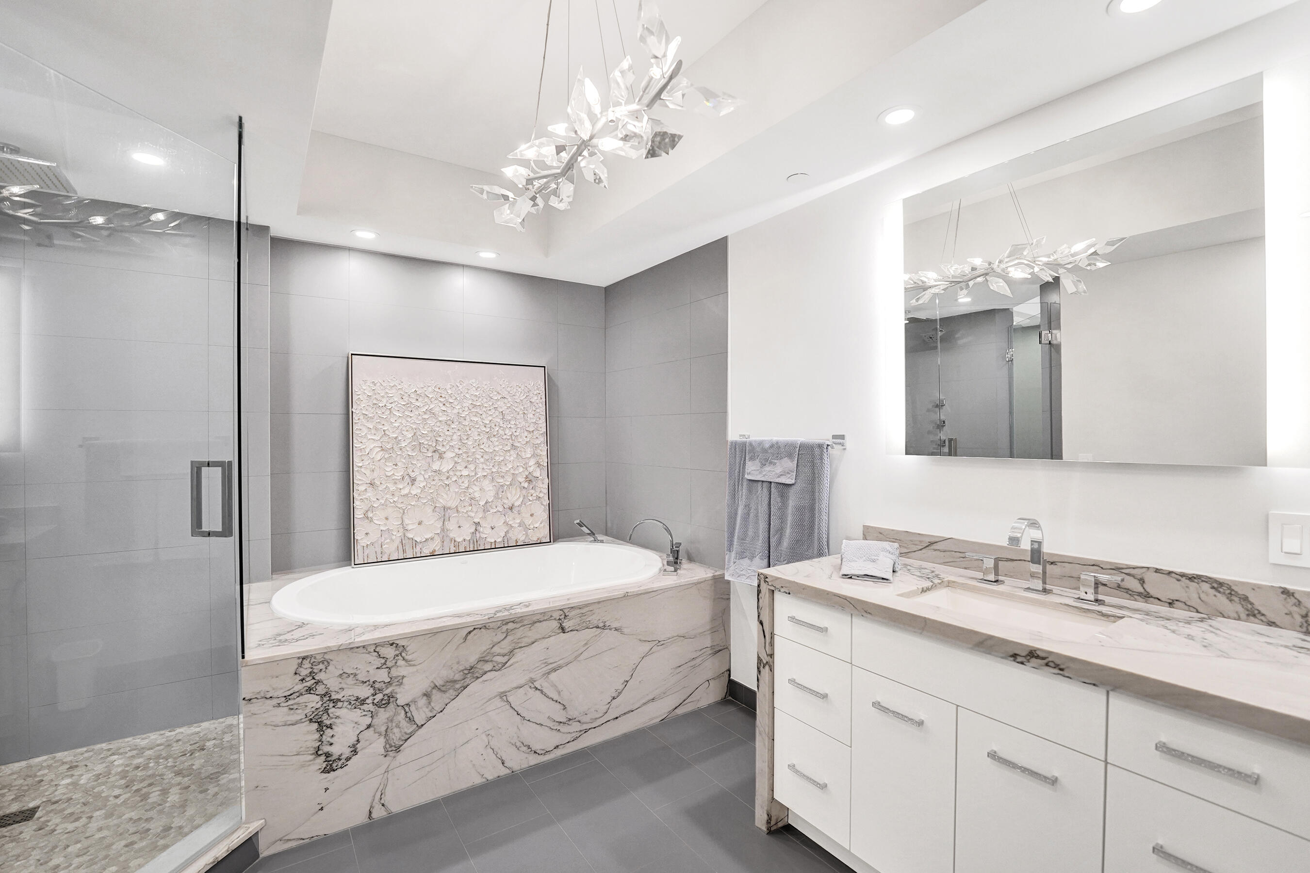 2845 NE 9th Street Ph5