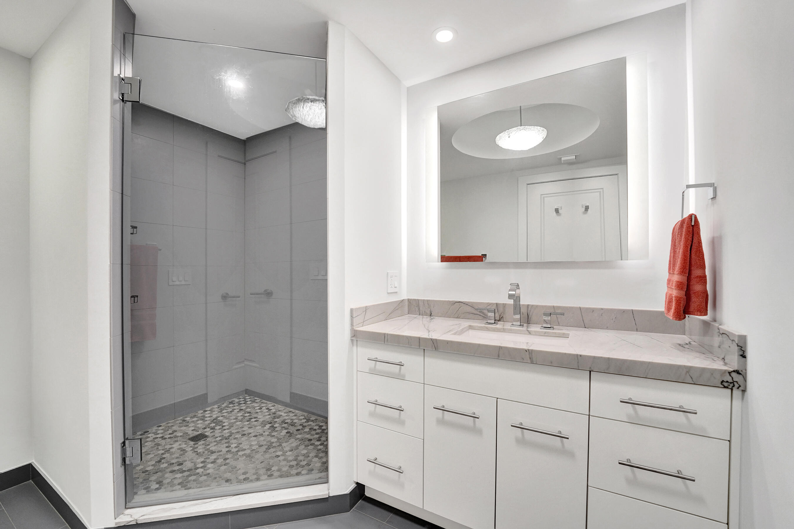 2845 NE 9th Street Ph5